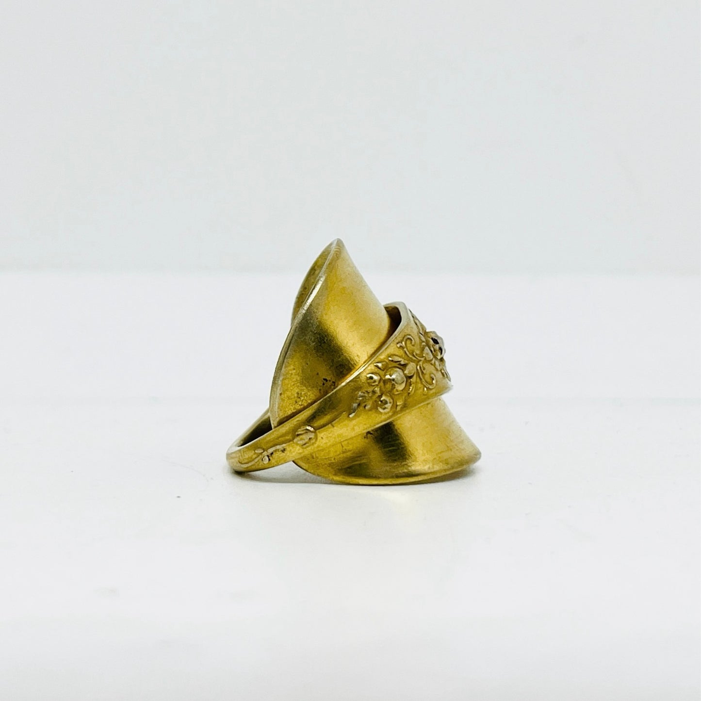 Anello Artigianale ANGELO Mod. INTERO Realizzato con intero Antico Cucchiaino in Argento (Prima Metà del ’900)