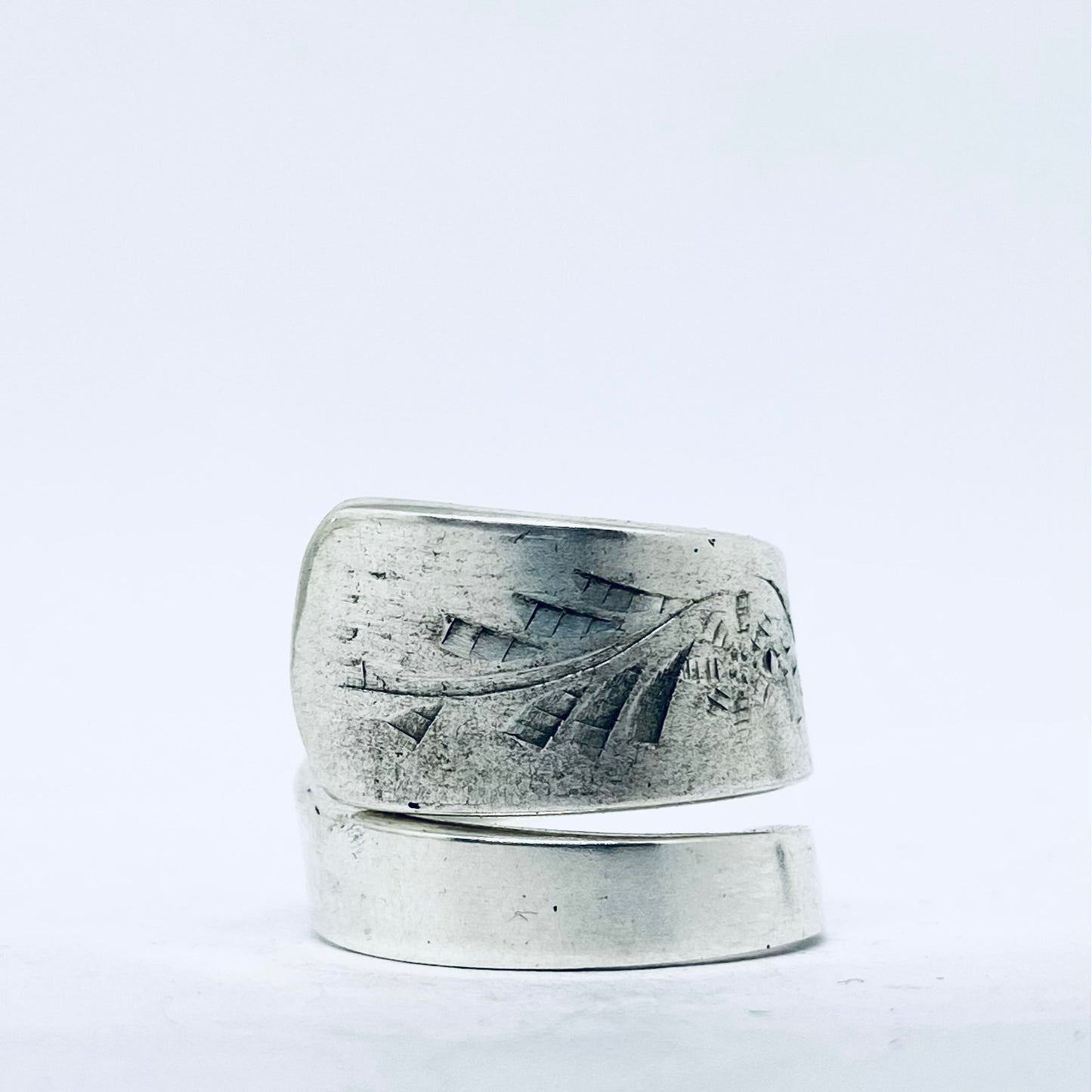 Anello Artigianale Mod. SPIRALE Realizzato con Antica posata in Argento (Prima Metà del ’900)