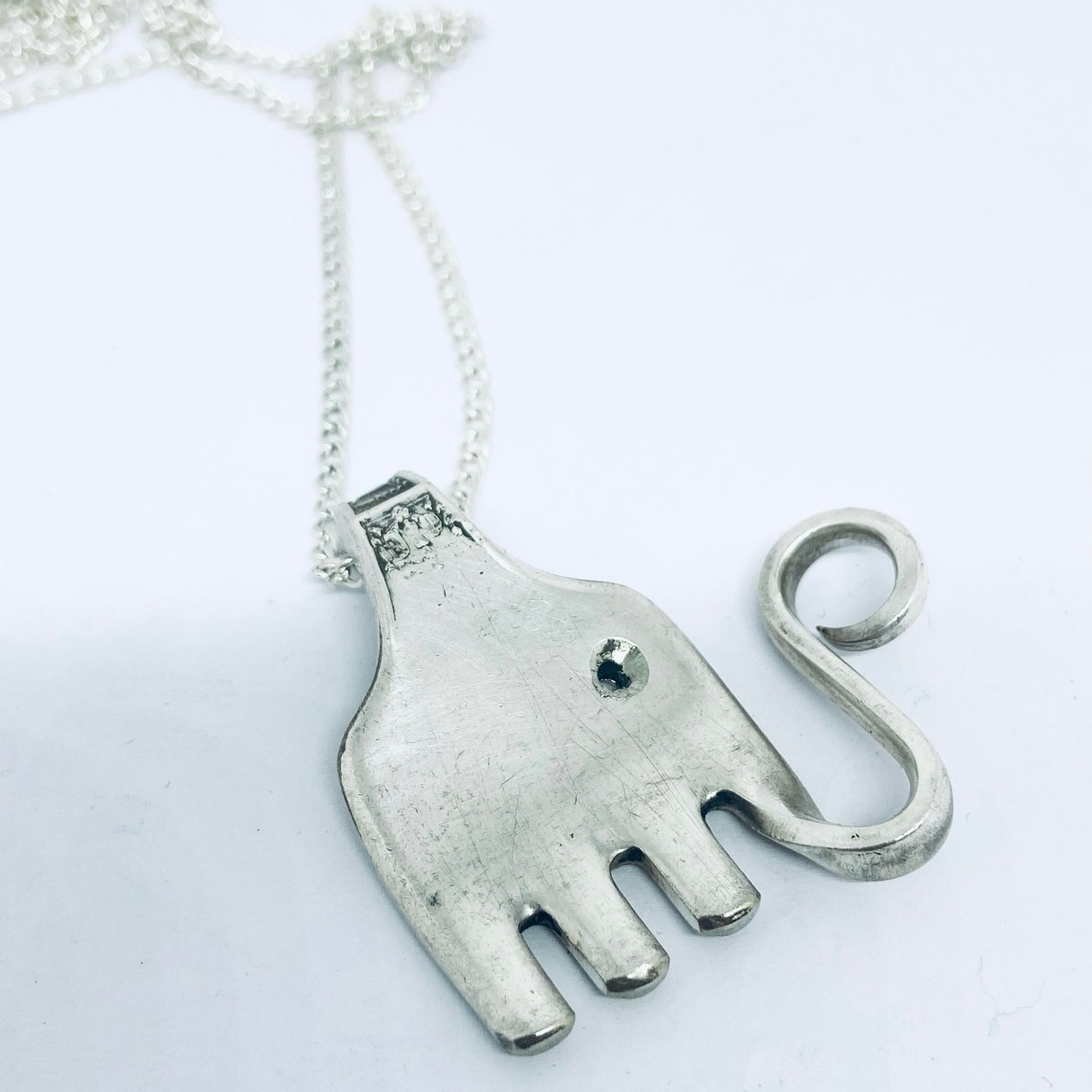 Pendente Artigianale Mod. ELEFANTE Realizzato con Antica Posata in Argento (Prima Metà del ’900)