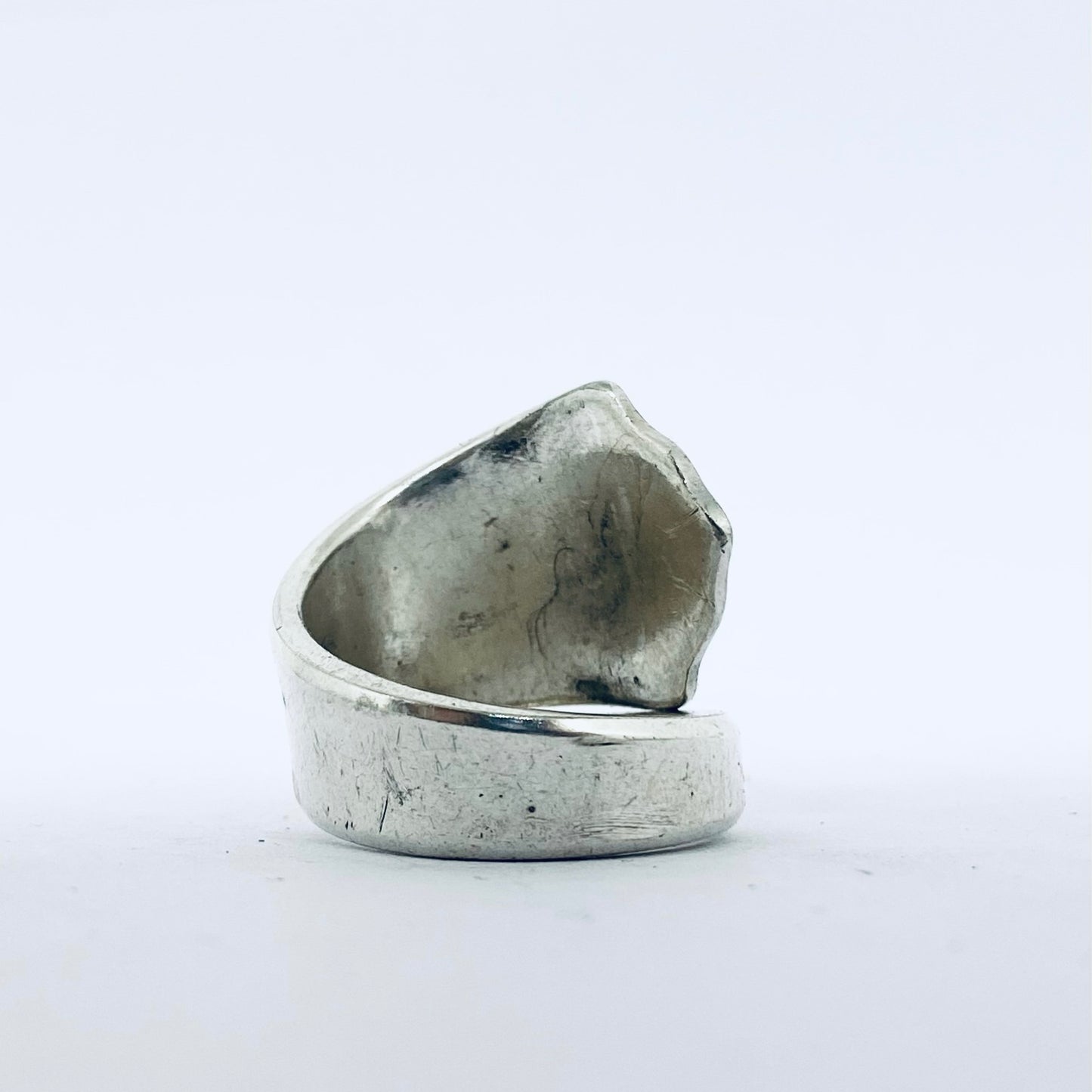 Anello Artigianale con Iniziale S