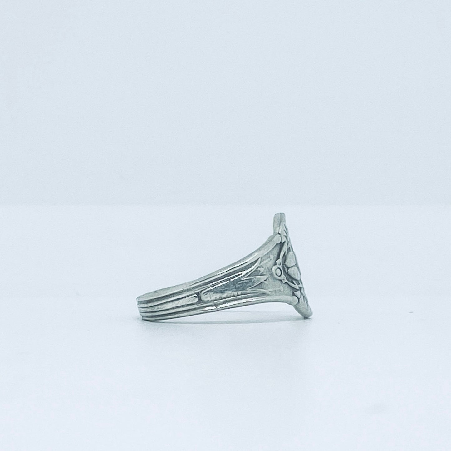 Anello Artigianale SCARABEO Mod. CLASSICO/SPIRALE Realizzato con Antica posata in Argento (Prima Metà del ’900)