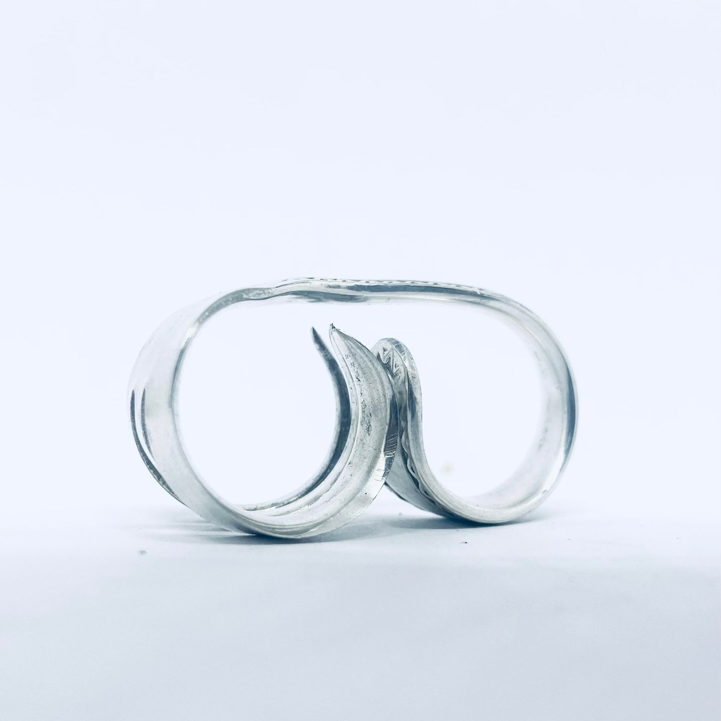 Anello Artigianale FORCHETTINA Mod. DOPPIO TIRAPUGNI Realizzato con Antica posata in Argento (Prima Metà del ’900)