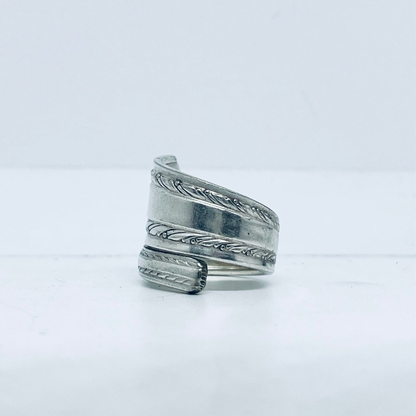 Anello Artigianale Mod. SPIRALE Realizzato con Antica posata in Argento (Prima Metà del ’900)