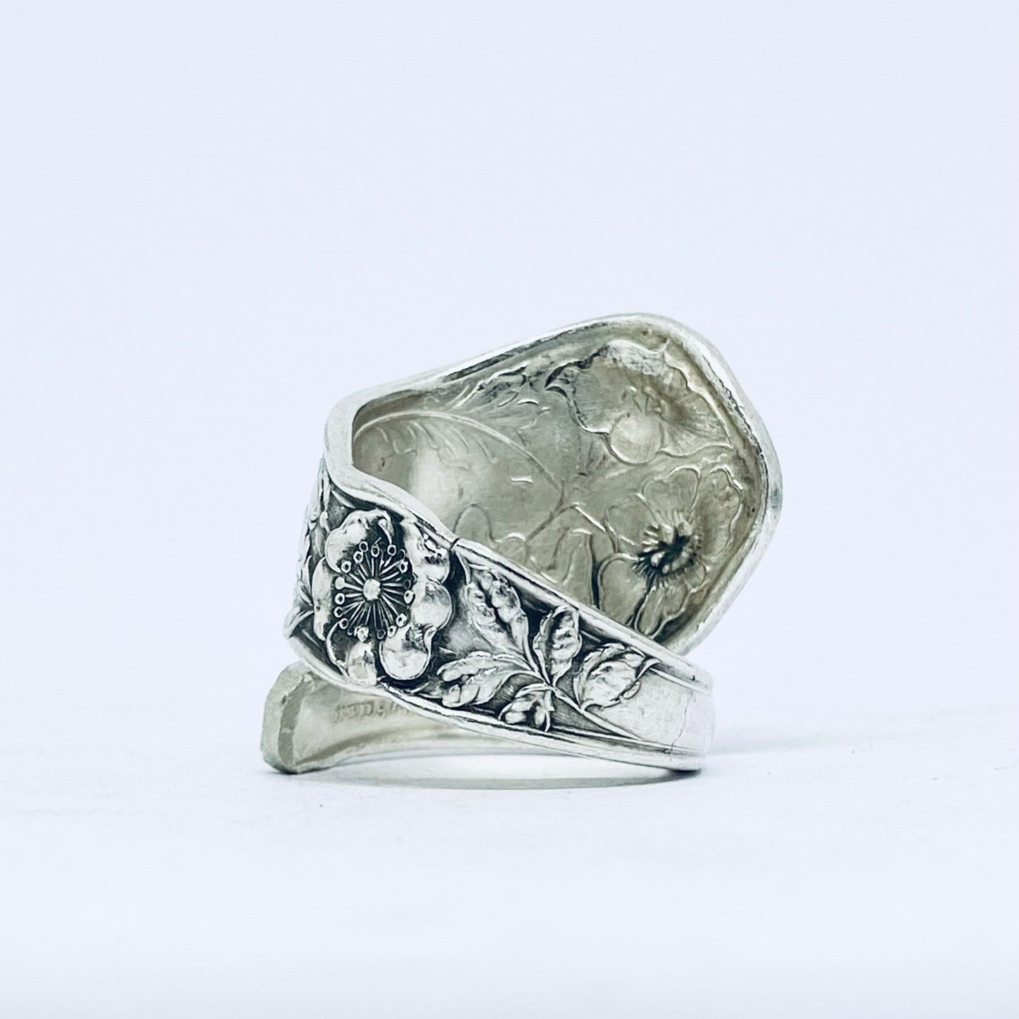 Anello Artigianale CAMPANULA Mod. SPIRALE Realizzato con Antica posata in Argento (Prima Metà del ’900)