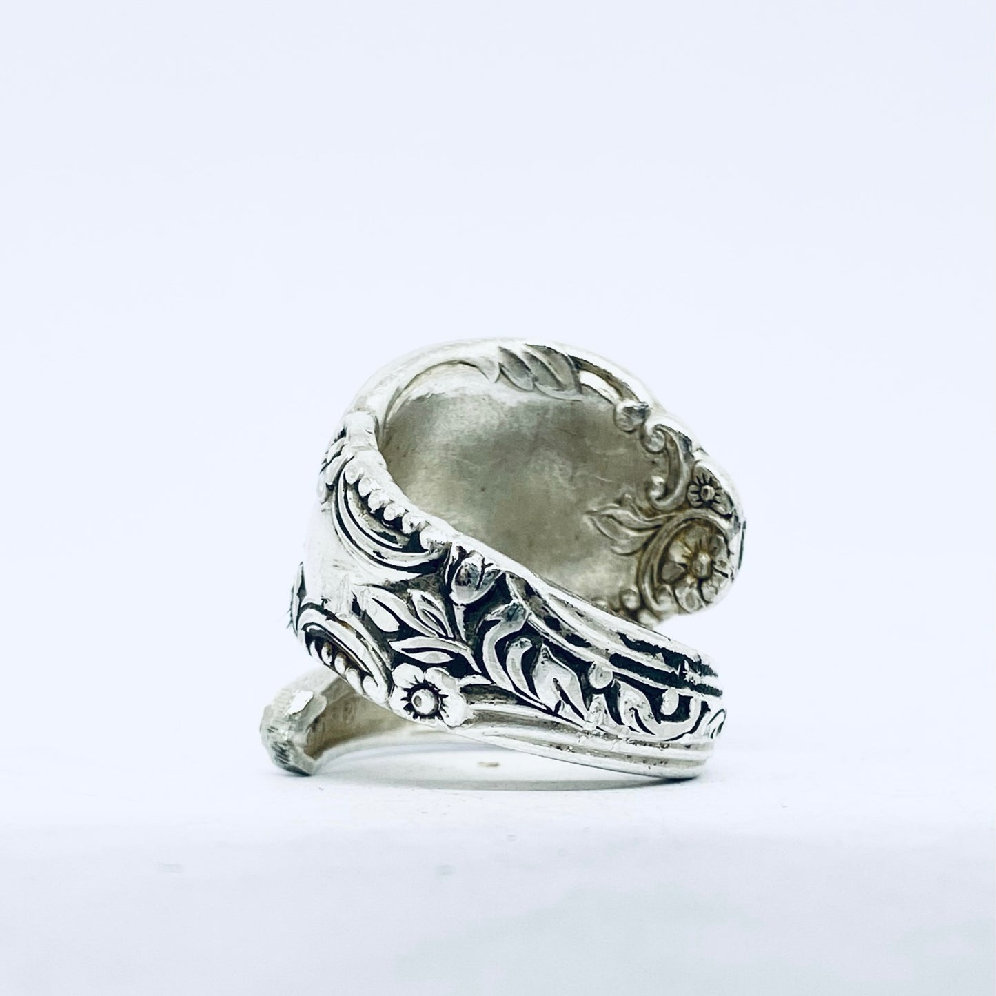 Anello Artigianale Mod. SPIRALE Realizzato con Antica posata in Argento (Prima Metà del ’900)