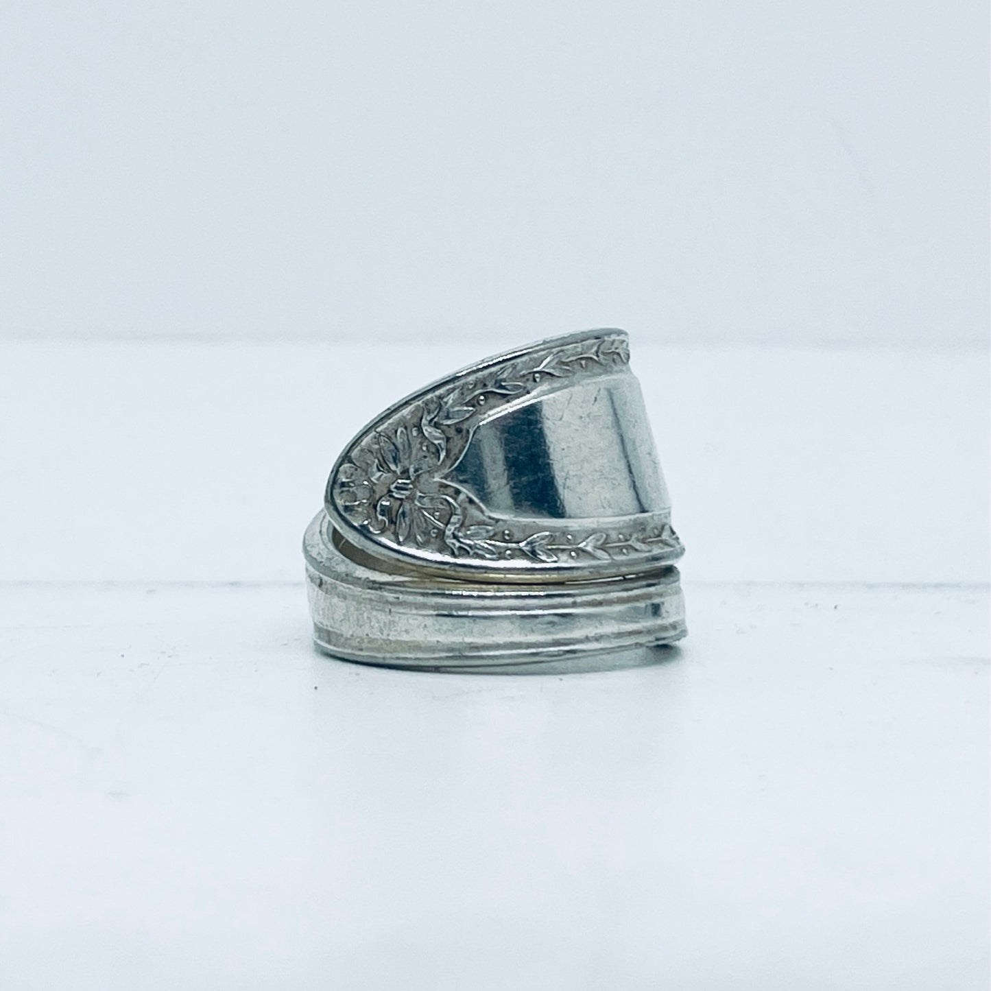 Anello Artigianale Mod. SPIRALE Realizzato con Antica posata in Argento (Prima Metà del ’900)