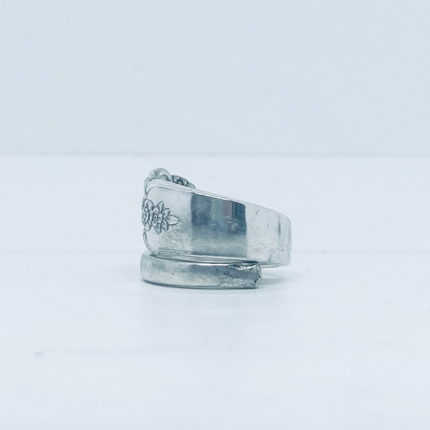 Anello Artigianale Mod. SPIRALE Realizzato con Antica posata in Argento (Prima Metà del ’900)