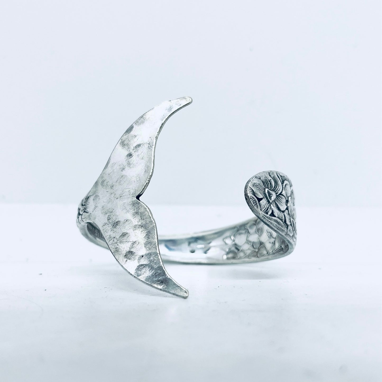 Bracciale Artigianale NARCISI Mod. CODA MARTELLATA Realizzato con Antica posata in Argento (Prima Metà del ’900)