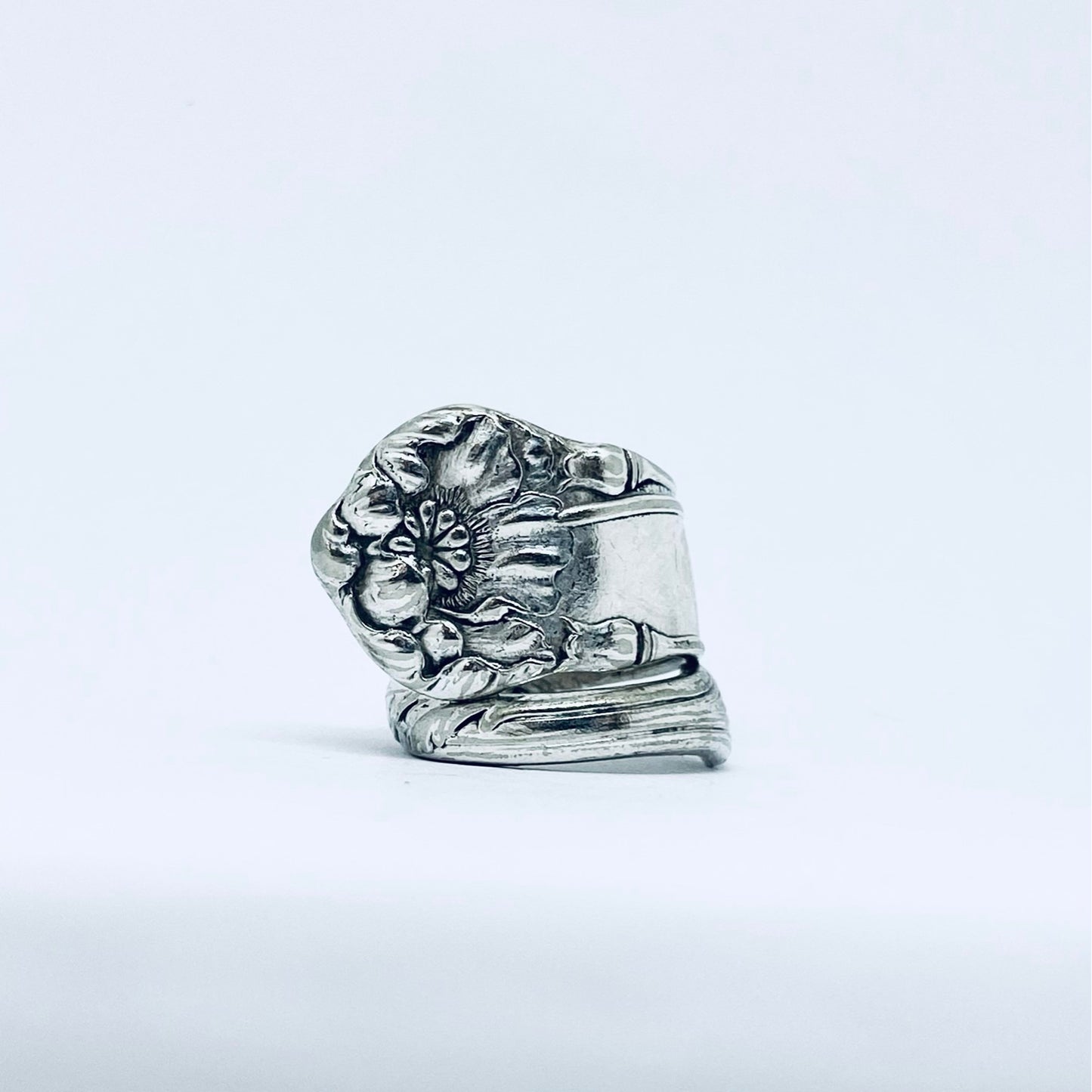 Anello Artigianale Mod. SPIRALE Realizzato con Antica posata in Argento (Prima Metà del ’900)
