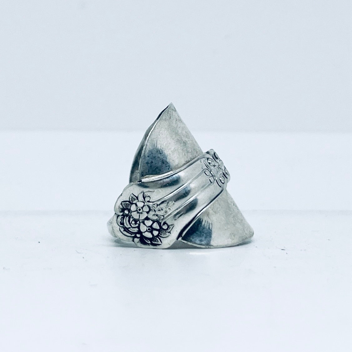 Anello Artigianale NON TI SCORDAR DI ME Mod. INTERO Realizzato con intero Antico Cucchiaino in Argento (Prima Metà del ’900)