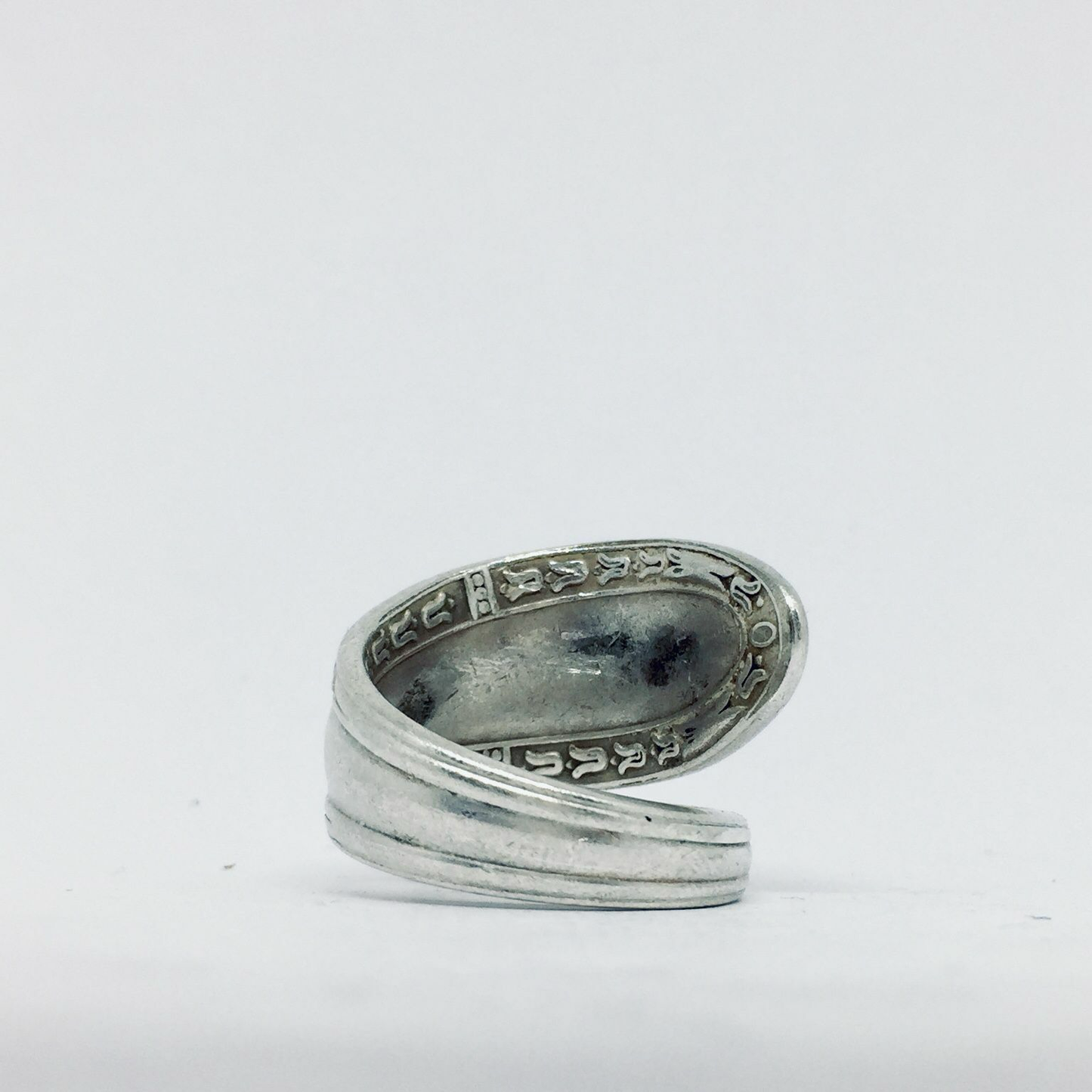 Anello Artigianale con Iniziale N