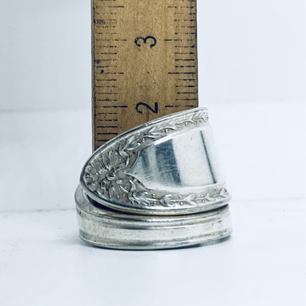 Anello Artigianale Mod. SPIRALE Realizzato con Antica posata in Argento (Prima Metà del ’900)