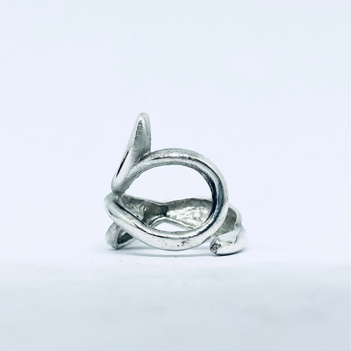 Anello Artigianale INFINITO Mod. SPILLA Realizzato con Antica spilla in Argento (Prima Metà del ’900)