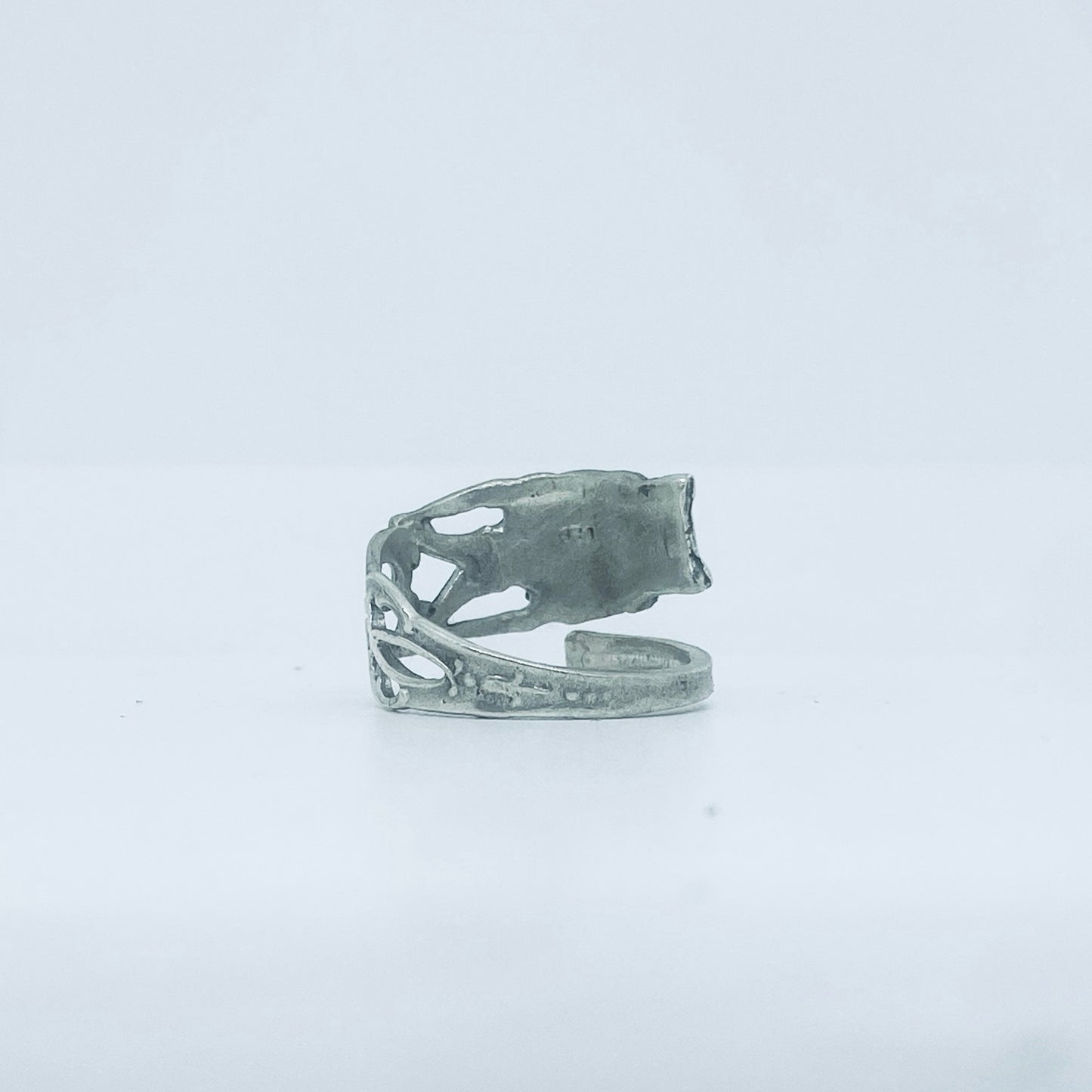 Anello Artigianale GATTO Mod. CLASSICO/SPIRALE Realizzato con Antica posata in Argento (Prima Metà del ’900)
