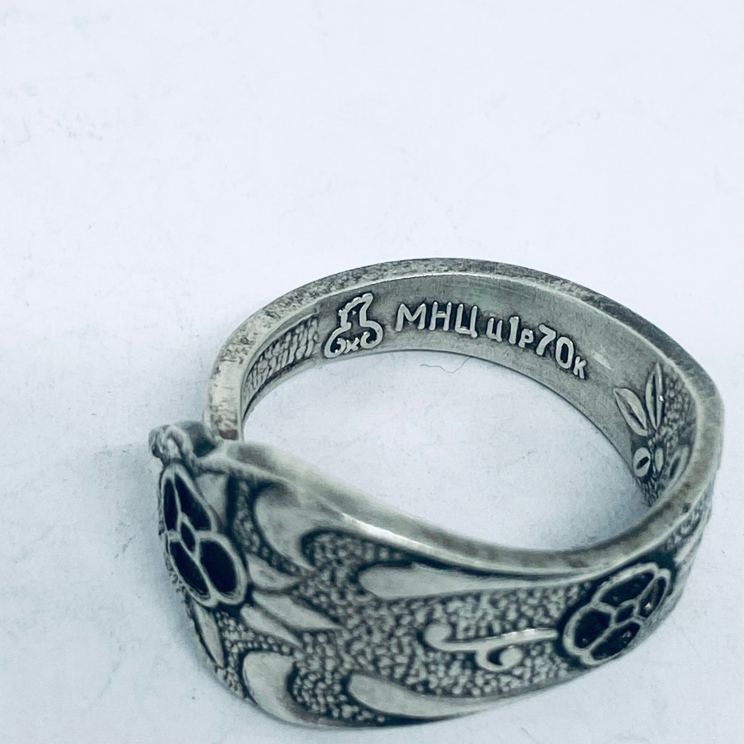 Anello Artigianale RUSSIA Mod. CLASSICO/SPIRALE Realizzato con Antica posata in Argento (Prima Metà del ’900)