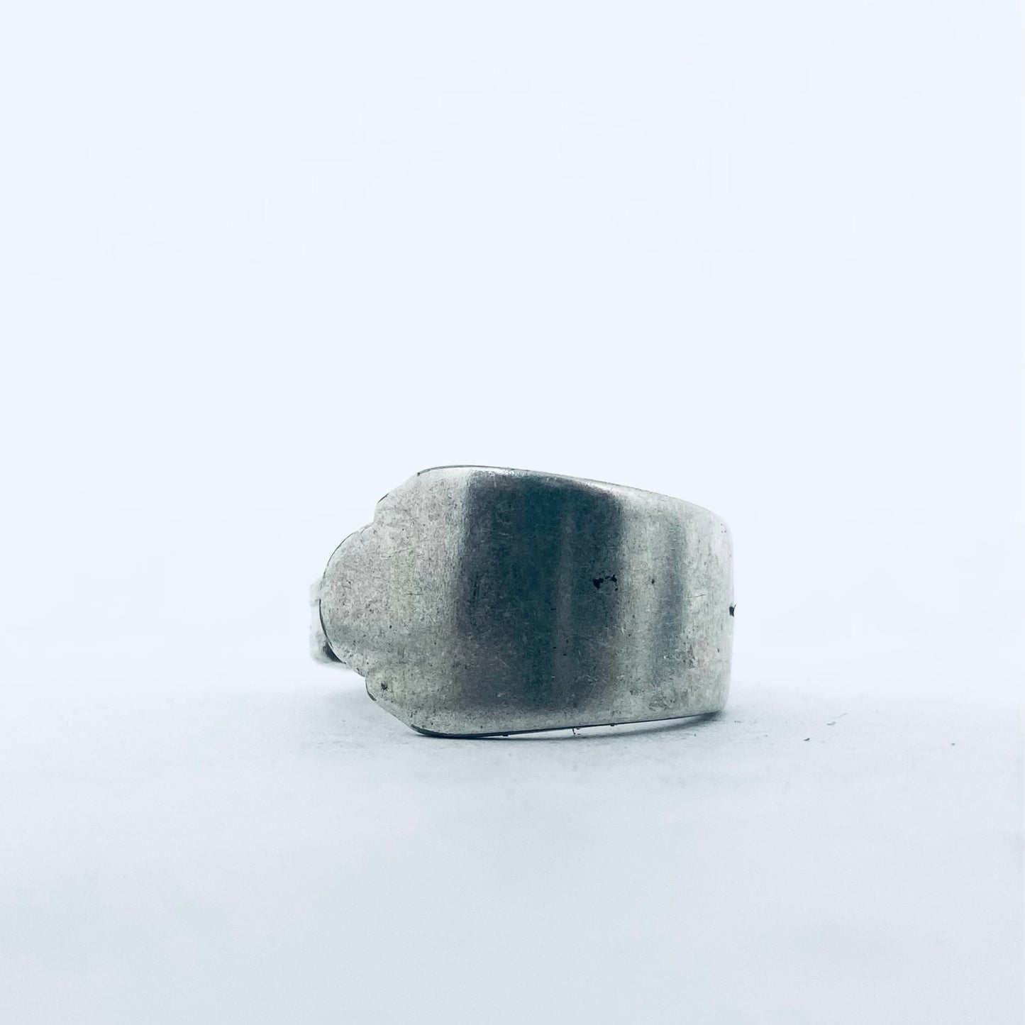 Anello Artigianale Mod. CLASSICO Realizzato con Antica posata in Argento (Prima Metà del ’900)