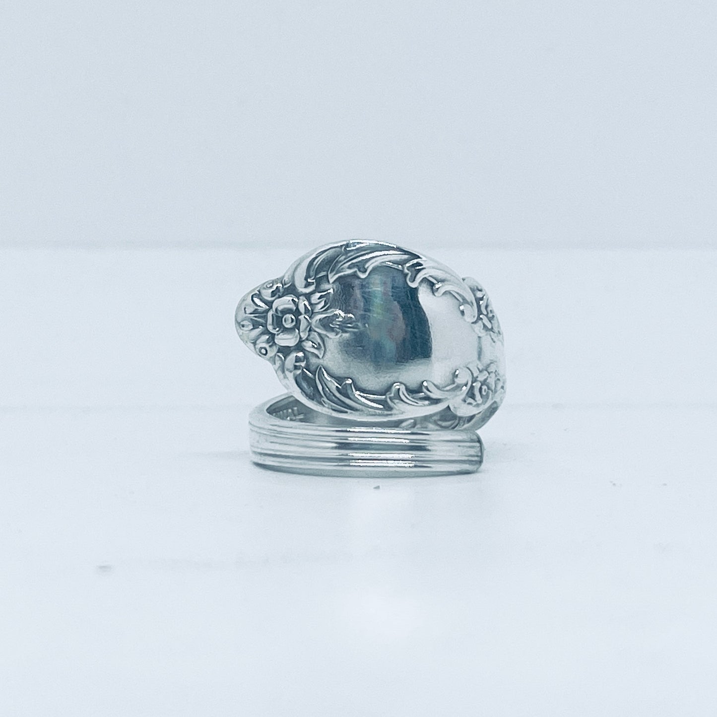 Anello Artigianale Mod. SPIRALE Realizzato con Antica posata in Argento (Prima Metà del ’900)