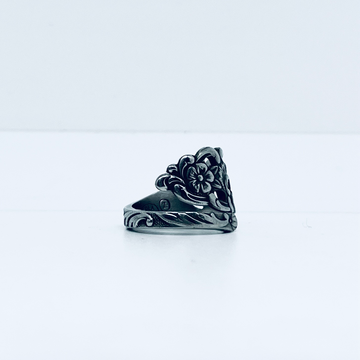 Anello Artigianale NONTISCORDARDIMÉ Mod. SPIRALE Realizzato con Antica posata in Argento (Prima Metà del ’900)