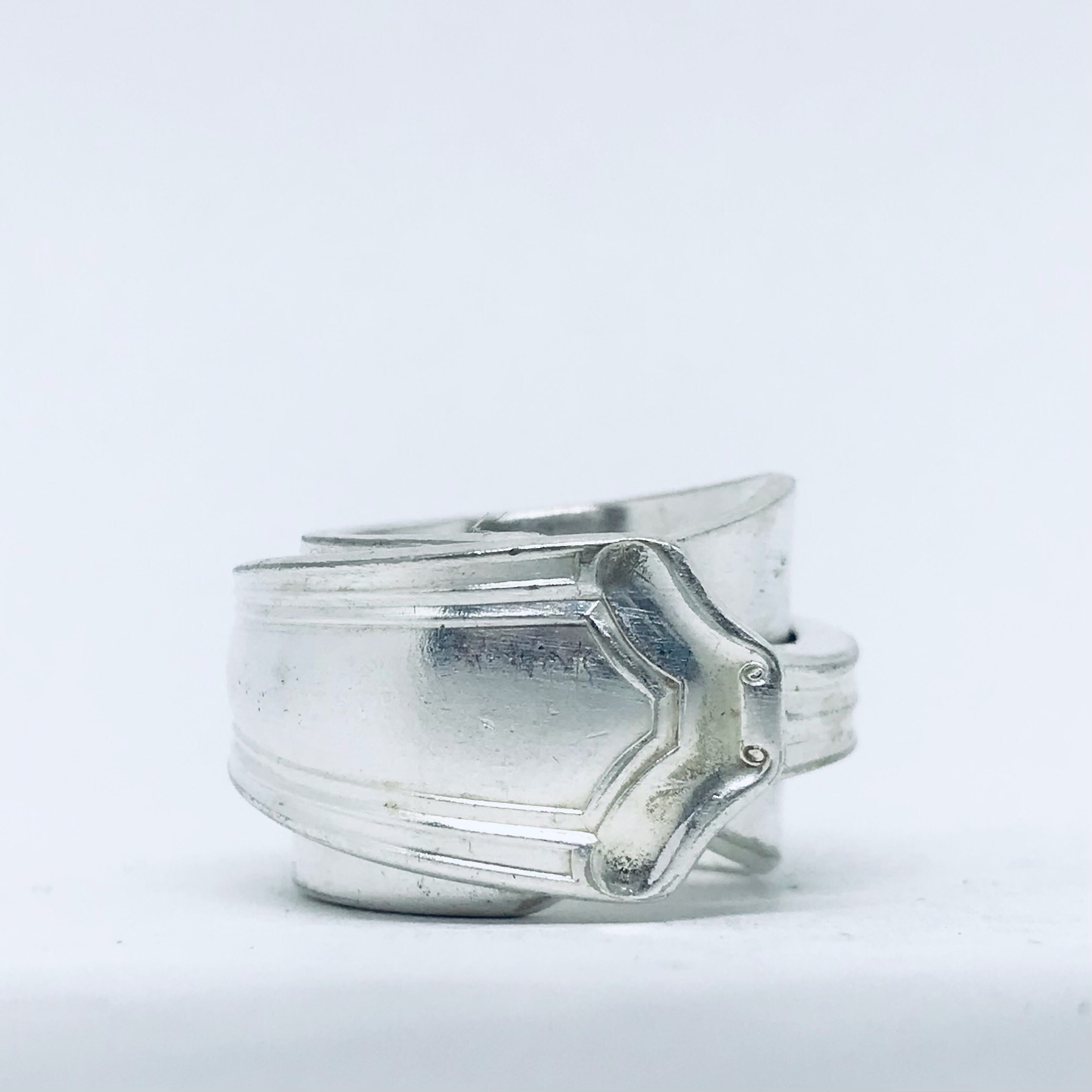 Anello Artigianale Mod. SPALMABURRO Realizzato con intero Antico Cucchiaino in Argento (Prima Metà del ’900)