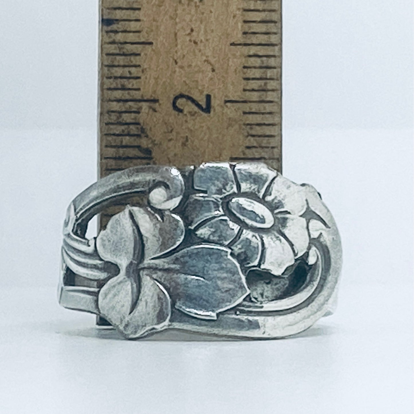 Anello Artigianale FIORE LIBERTY Mod. CLASSICO/SPIRALE Realizzato con Antica posata in Argento (Prima Metà del ’900)