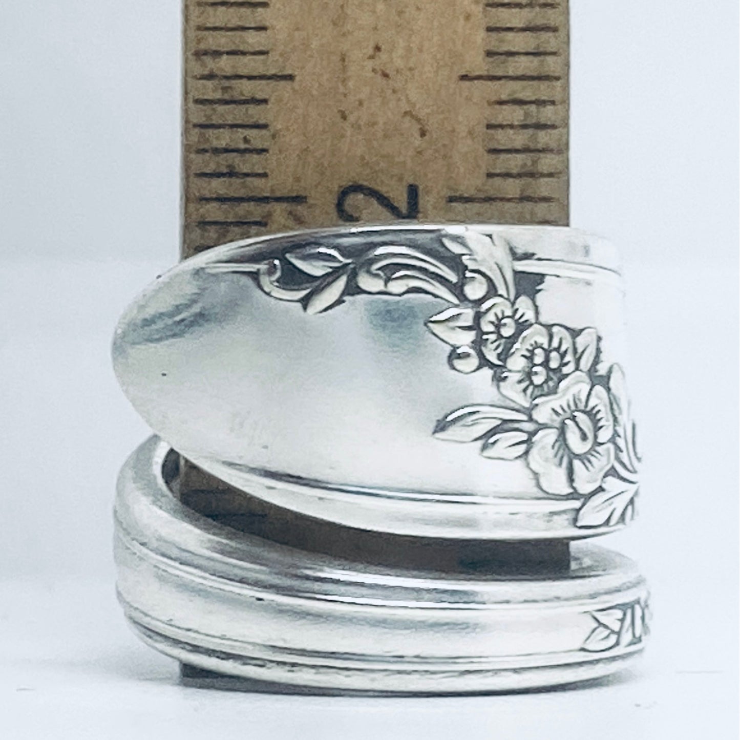 Anello Artigianale Mod. SPIRALE Realizzato con Antica posata in Argento (Prima Metà del ’900)