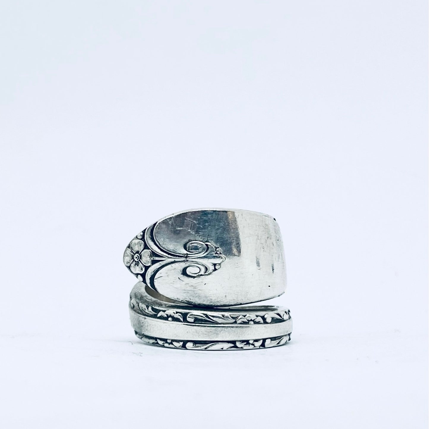 Anello Artigianale Mod. SPIRALE Realizzato con Antica posata in Argento (Prima Metà del ’900)