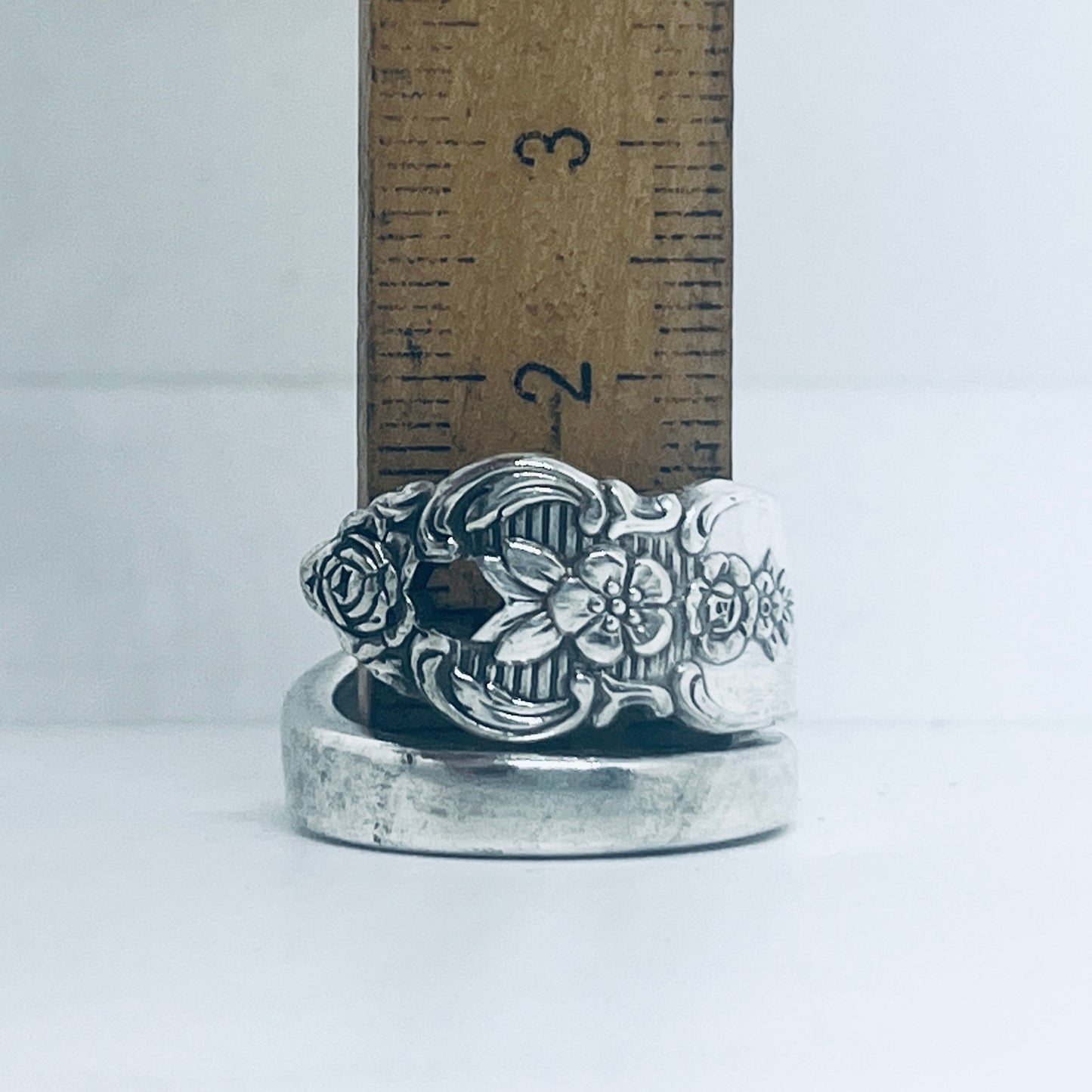 Anello Artigianale Mod. SPIRALE Realizzato con Antica posata in Argento (Prima Metà del ’900)
