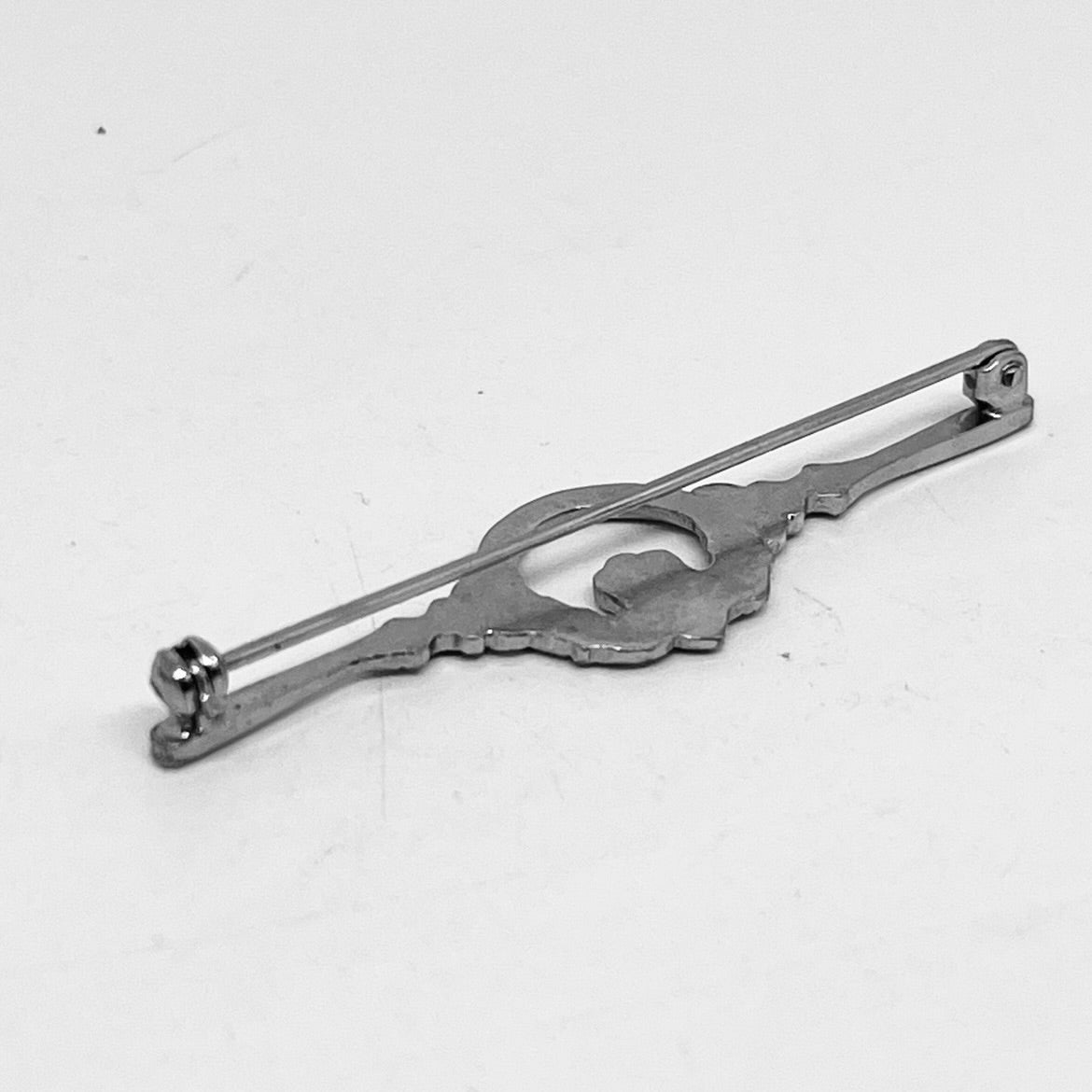 Anello Artigianale CLADDAGH Mod. SPILLA Realizzato con Antica spilla in Argento (Prima Metà del ’900)