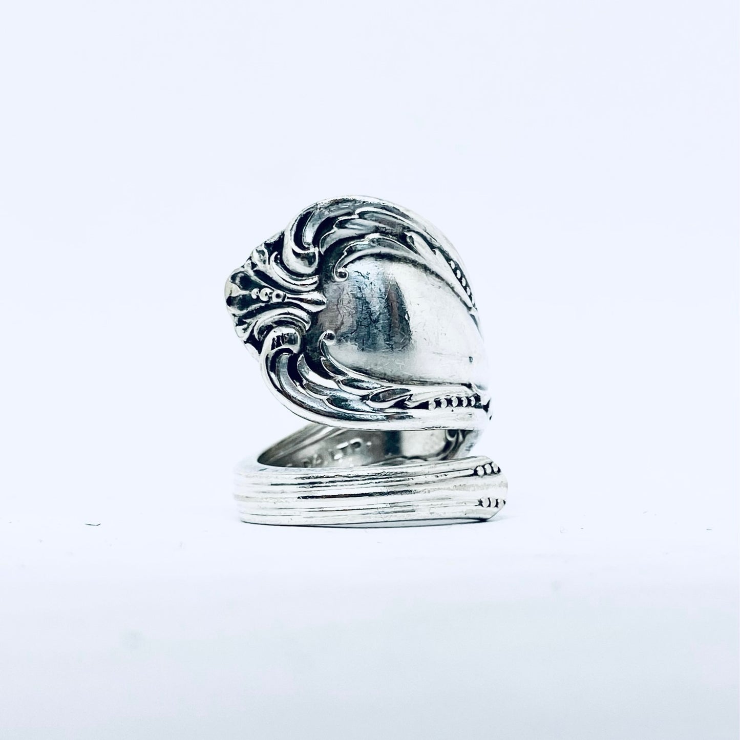 Anello Artigianale Mod. SPIRALE Realizzato con Antica posata in Argento (Prima Metà del ’900)