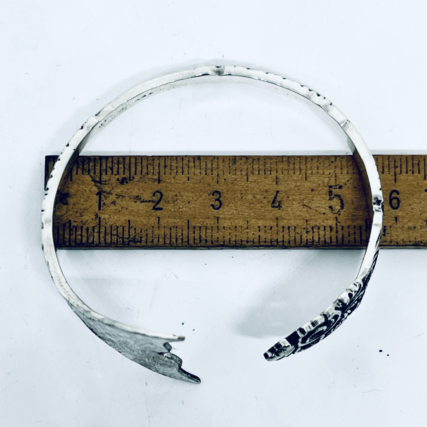 Bracciale Artigianale CODA Mod. TRAFORATO Realizzato con Antica posata in Argento (Prima Metà del ’900)