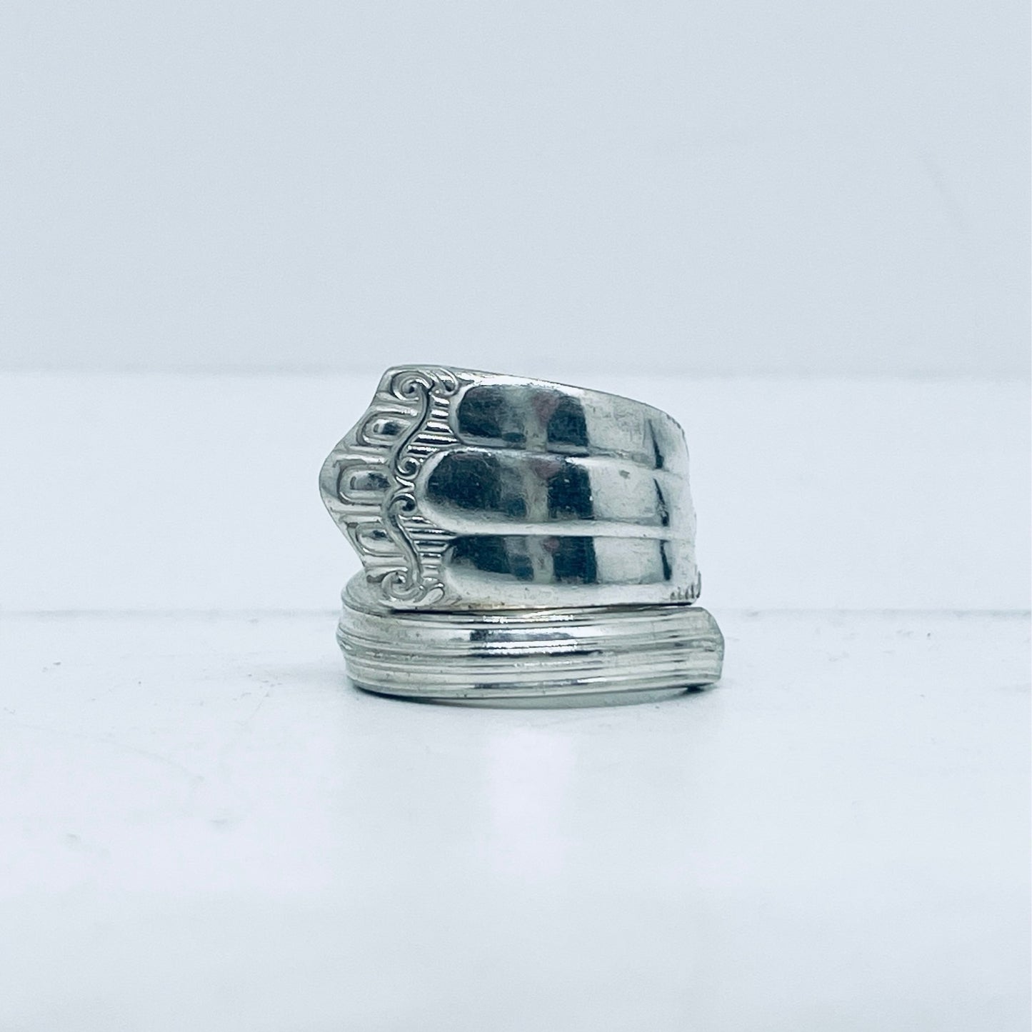 Anello Artigianale Mod. SPIRALE Realizzato con Antica posata in Argento (Prima Metà del ’900)
