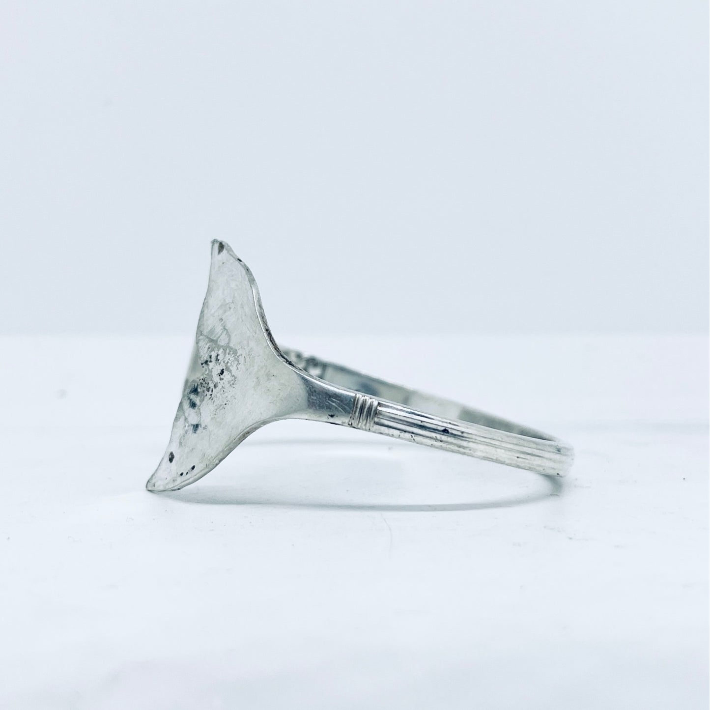 Bracciale Artigianale Mod. CODA MARTELLATA Realizzato con Antica posata in Argento (Prima Metà del ’900)