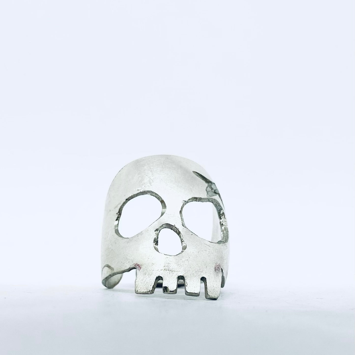 Anello Artigianale Mod. TESCHIO Realizzato con Antica posata in Argento (Prima Metà del ’900)
