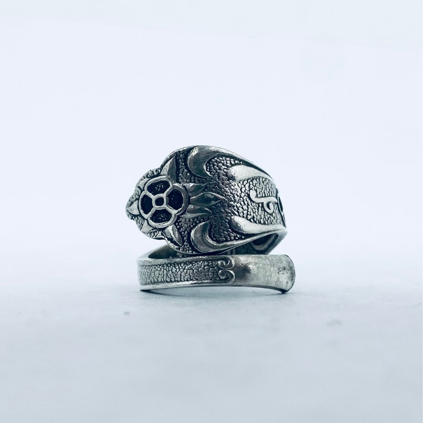 Anello Artigianale RUSSIA Mod. CLASSICO/SPIRALE Realizzato con Antica posata in Argento (Prima Metà del ’900)