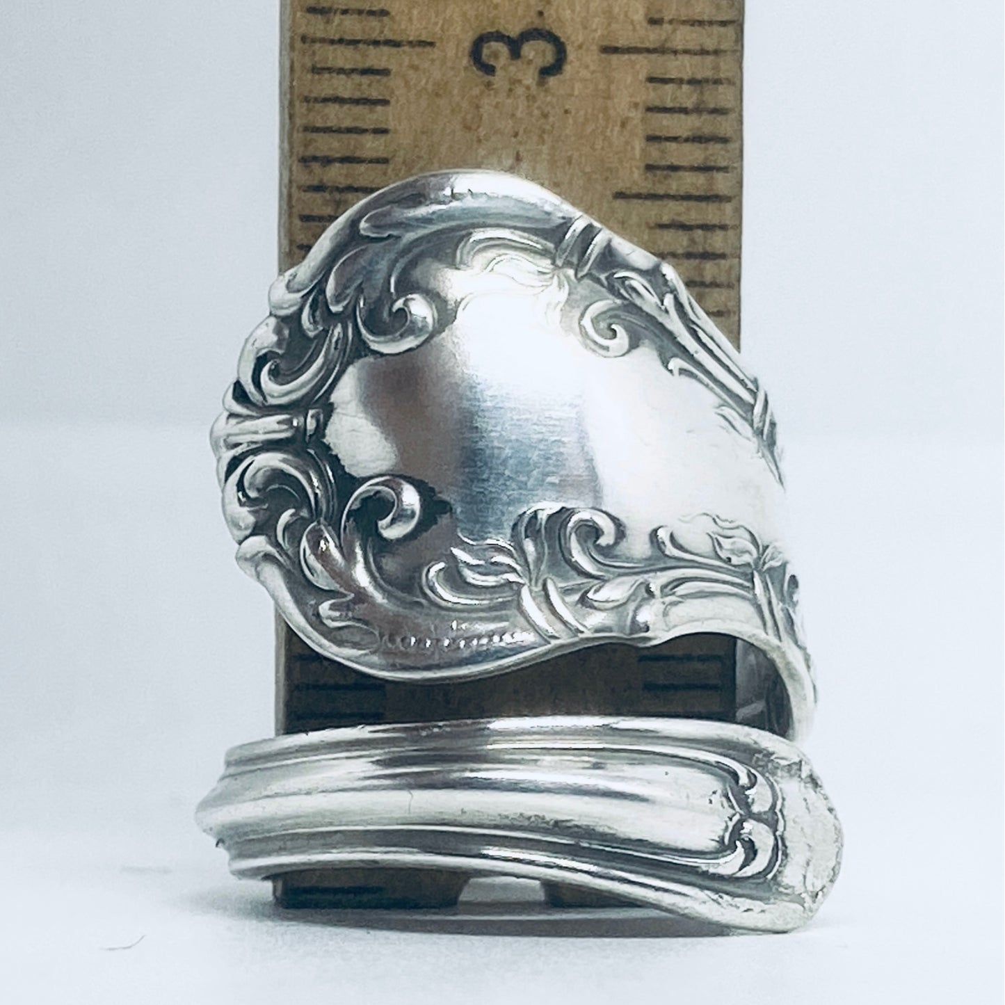 Anello Artigianale Mod. SPIRALE Realizzato con Antica posata in Argento (Prima Metà del ’900)