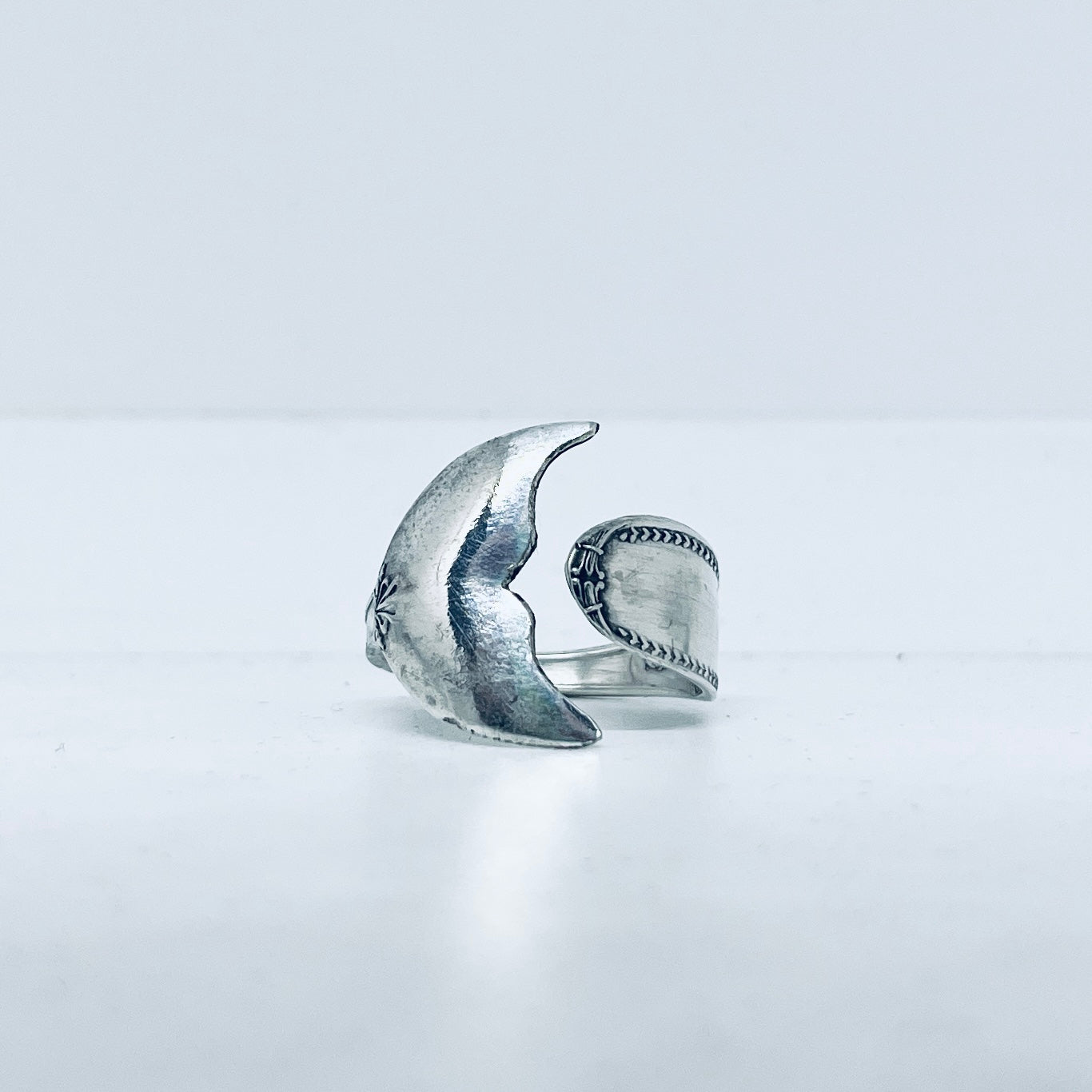 Anello Artigianale Mod. MINICODA#08 Realizzato con Antica posata in Argento (Prima Metà del ’900)