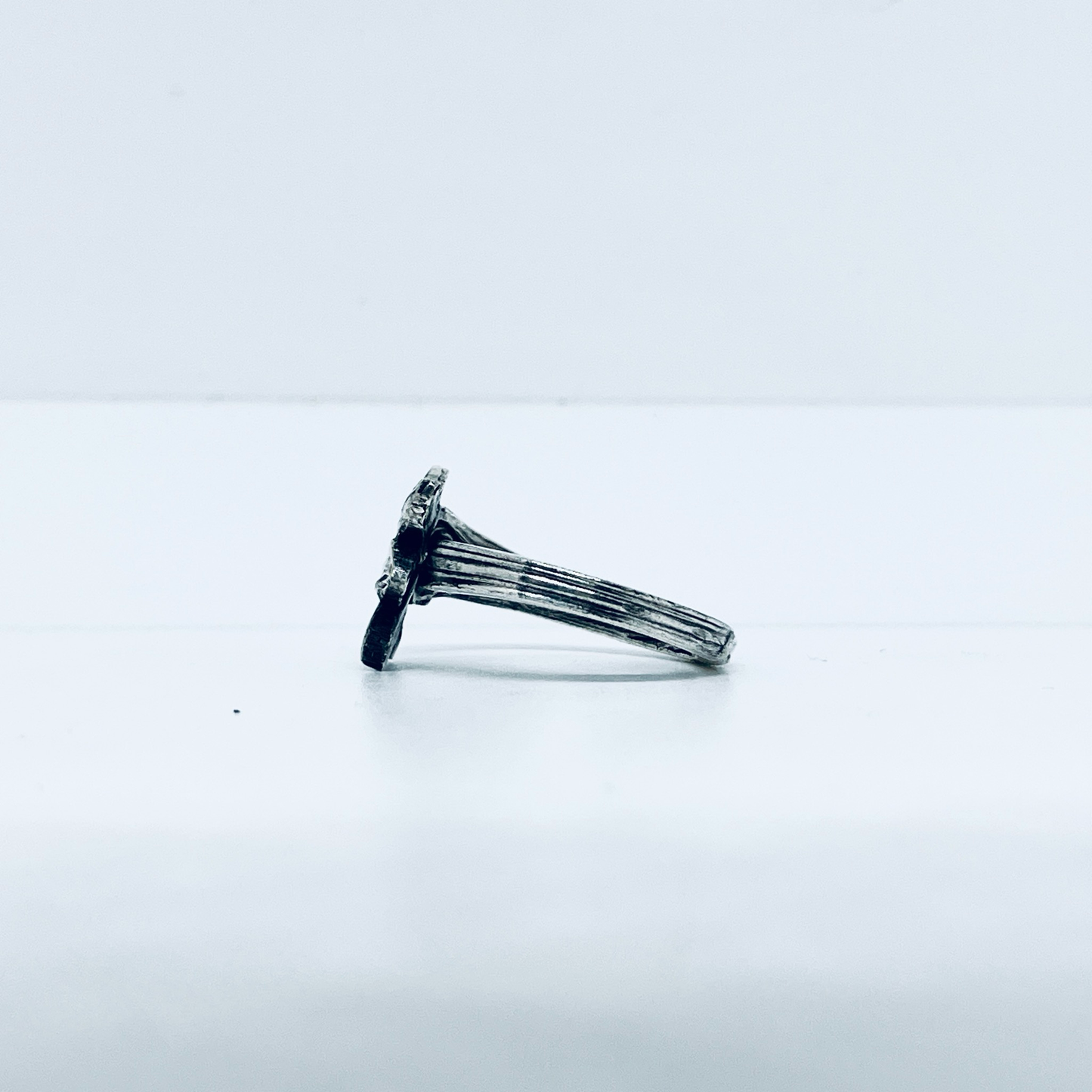 Anello Artigianale NARCISO Mod. CLASSICO Realizzato con Antica posata in Argento (Prima Metà del ’900)