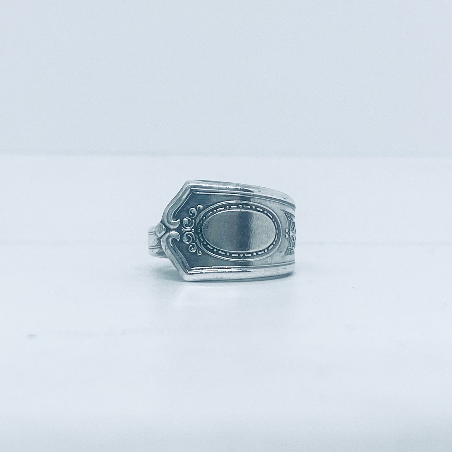Anello Artigianale Mod. CLASSICO Realizzato con Antica posata in Argento (Prima Metà del ’900)