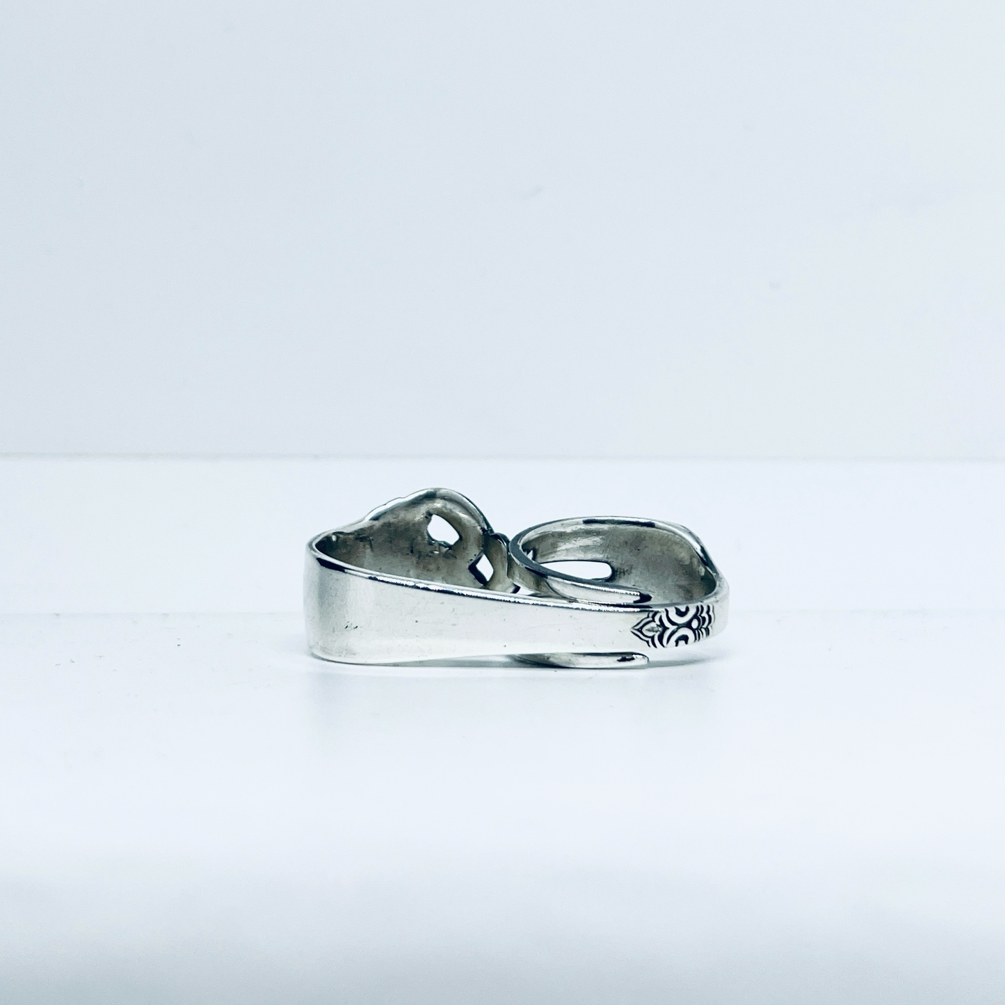 Anello Artigianale Mod. FORCHETTINA DOPPIA Realizzato con intera antica forchettina in Argento (Prima Metà del ’900)