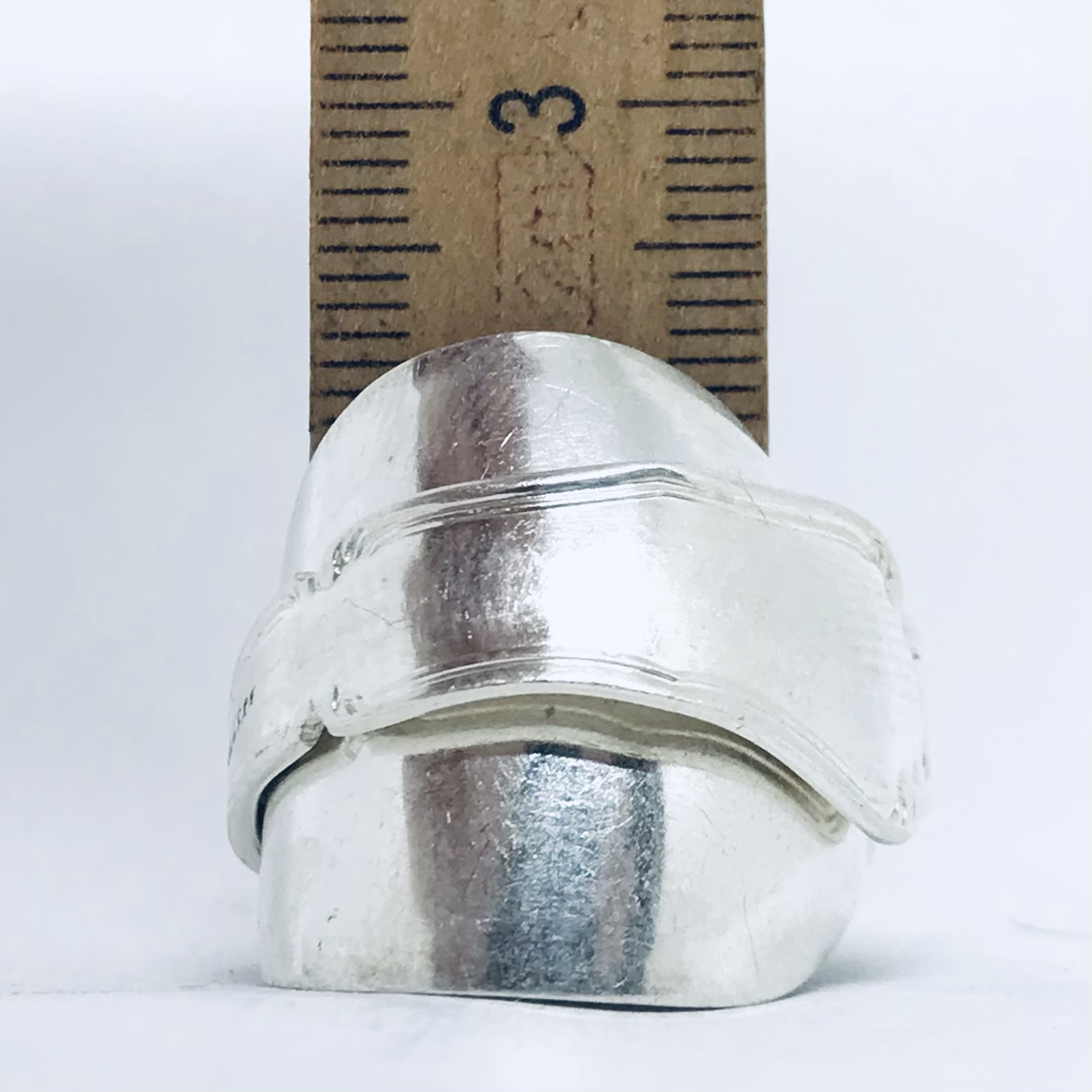 Anello Artigianale Mod. INTERO Realizzato con intero Antico Cucchiaino in Argento (Prima Metà del ’900)