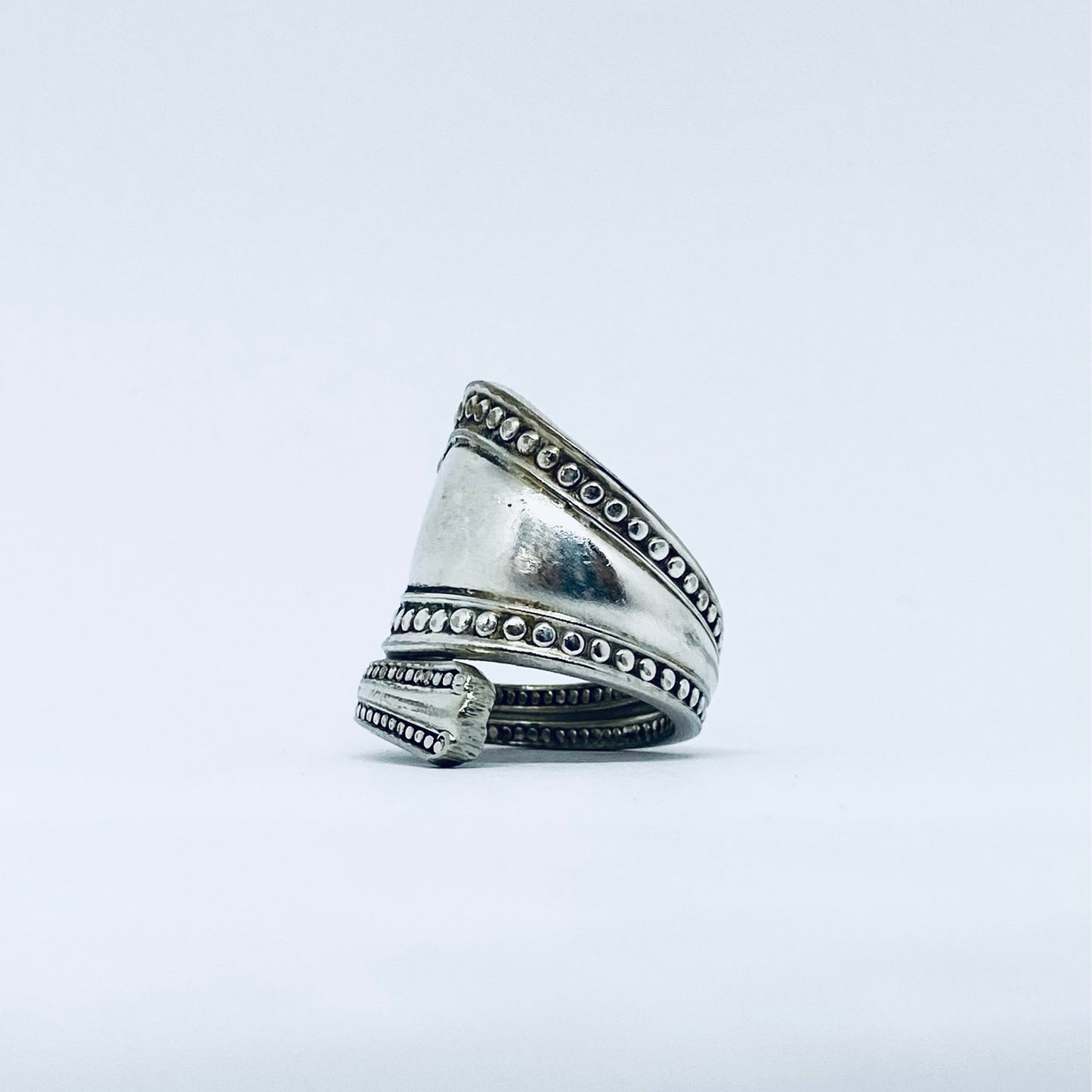 Anello Artigianale Mod. SPIRALE Realizzato con Antica posata in Argento (Prima Metà del ’900)