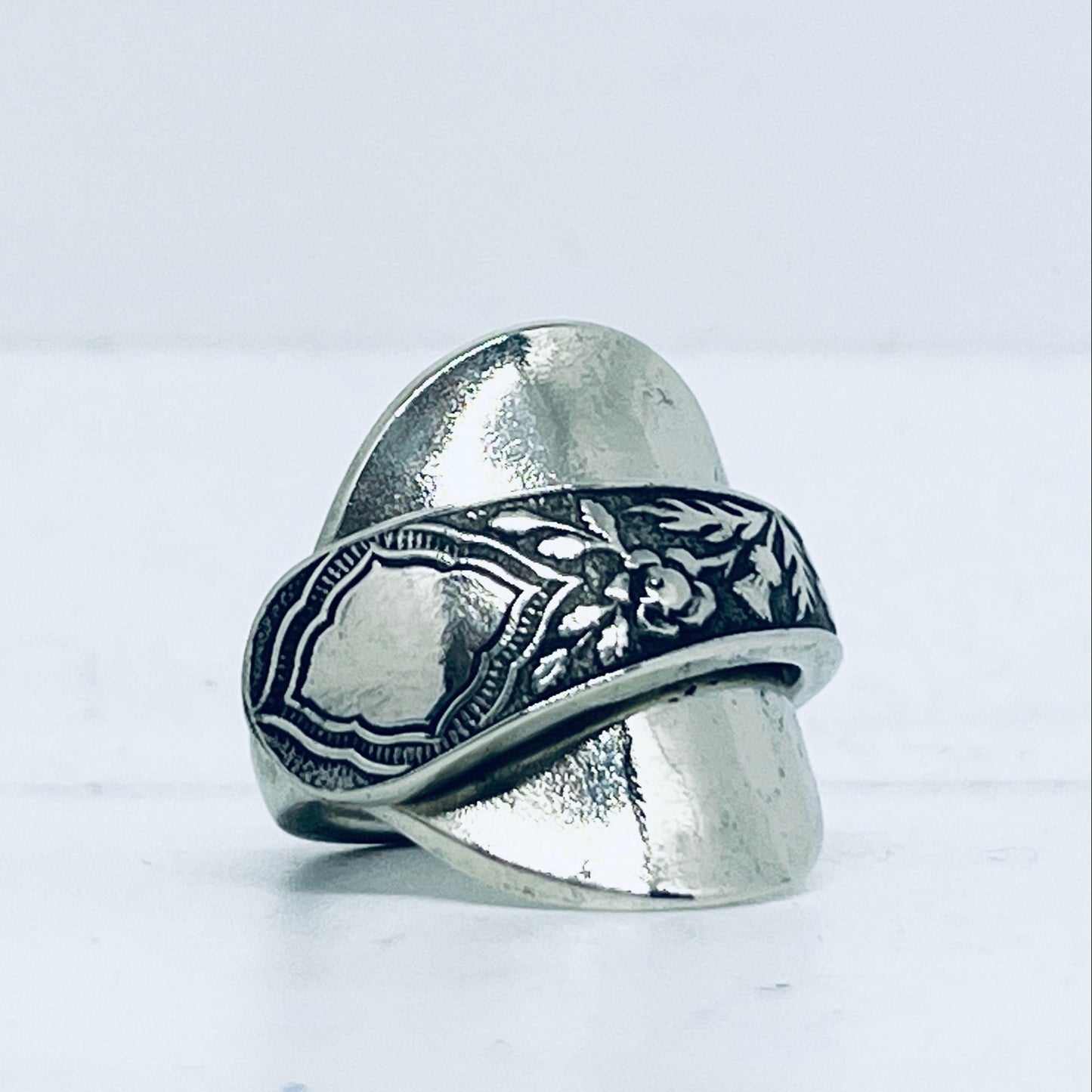 Anello Artigianale SALE INGLESE Mod. INTERO Realizzato con intero Antico Cucchiaino in Argento (Prima Metà del ’900)