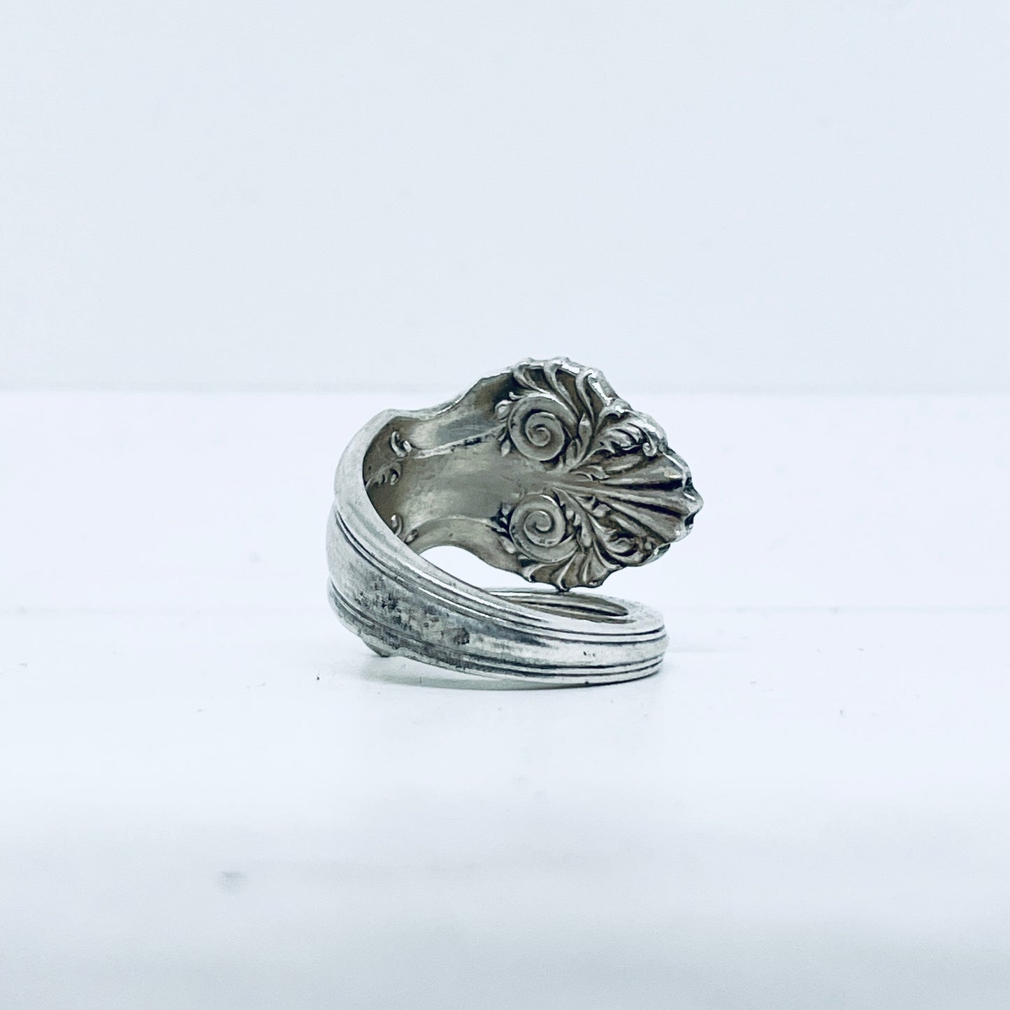 Anello Artigianale Mod. SPIRALE Realizzato con Antica posata in Argento (Prima Metà del ’900)