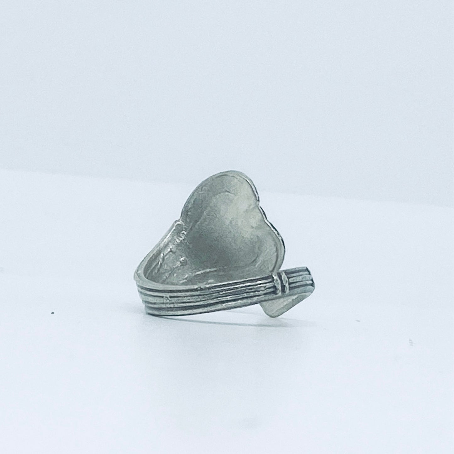 Anello Artigianale SCARABEO Mod. CLASSICO/SPIRALE Realizzato con Antica posata in Argento (Prima Metà del ’900)