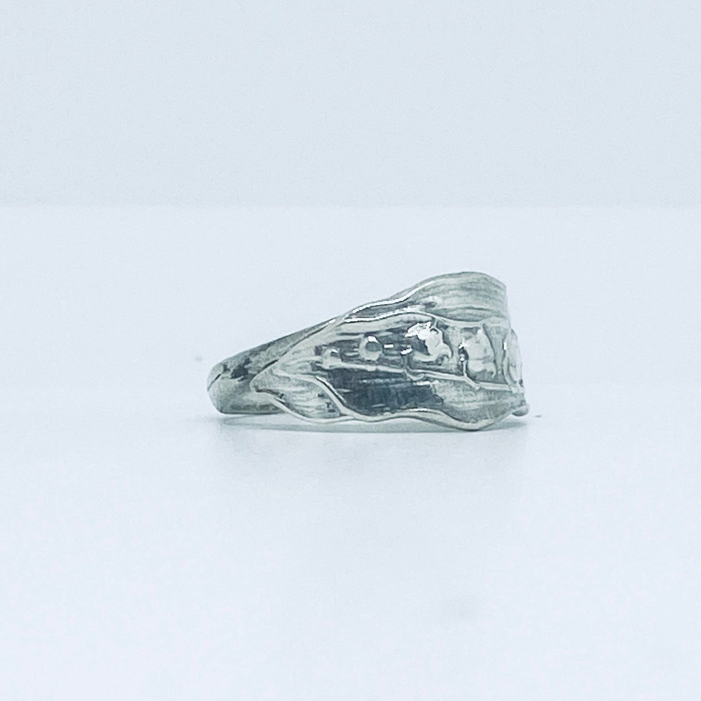 Anello Artigianale MUGHETTO Mod. CLASSICO/SPIRALE Realizzato con Antica posata in Argento (Prima Metà del ’900)