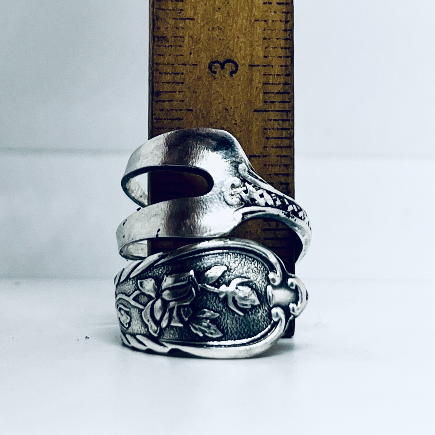 Anello Artigianale Mod. FORCHETTINA ROSE Realizzato con intera antica forchettina in Argento (Prima Metà del ’900)