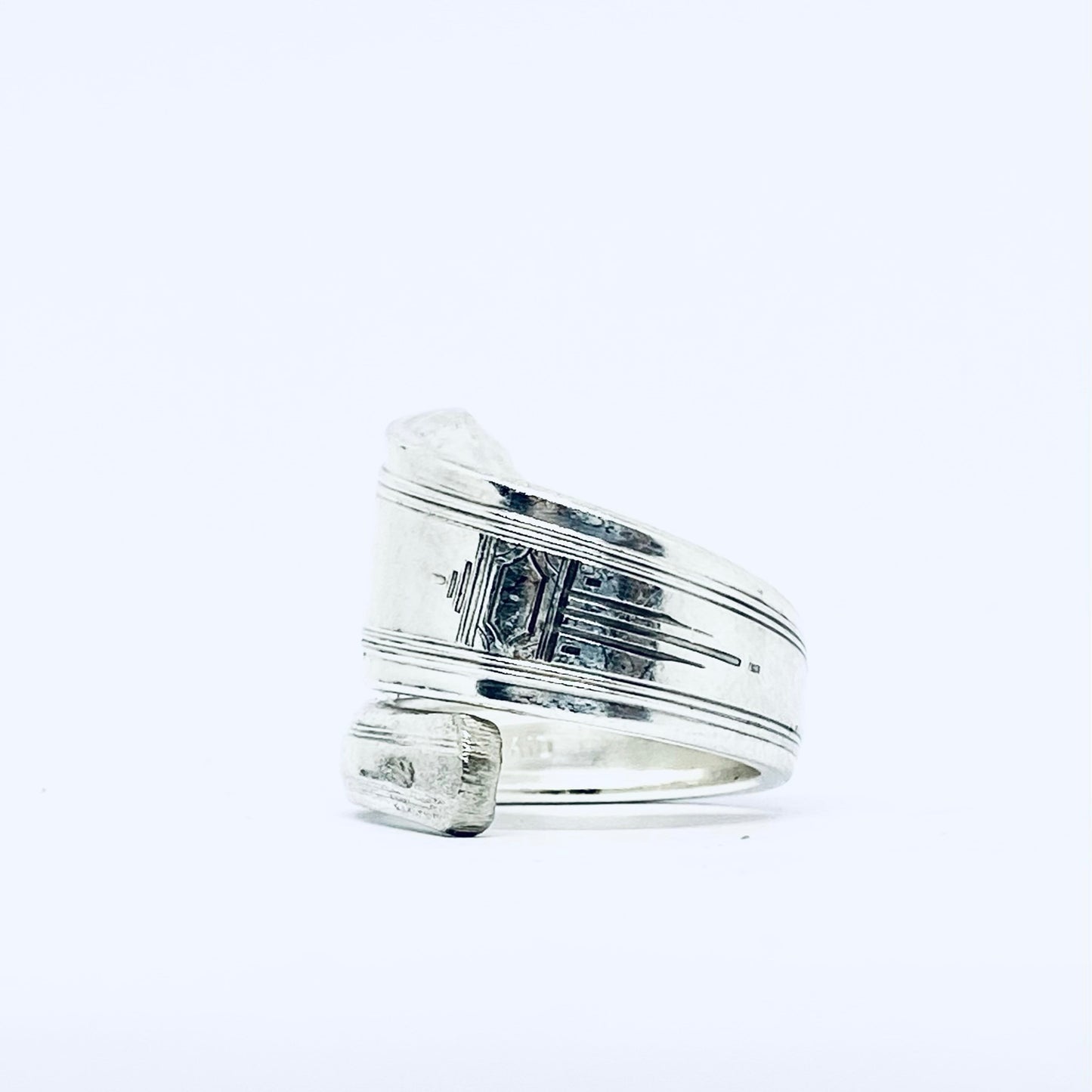 Anello Artigianale con Iniziale M