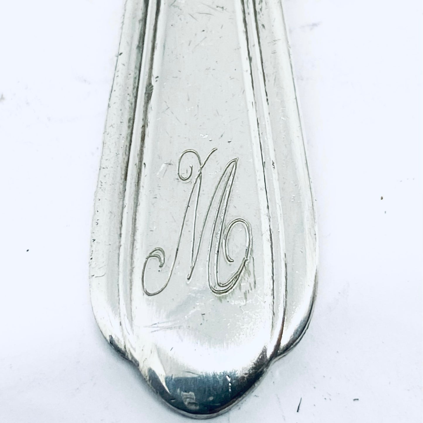 Anello Artigianale con Iniziale M