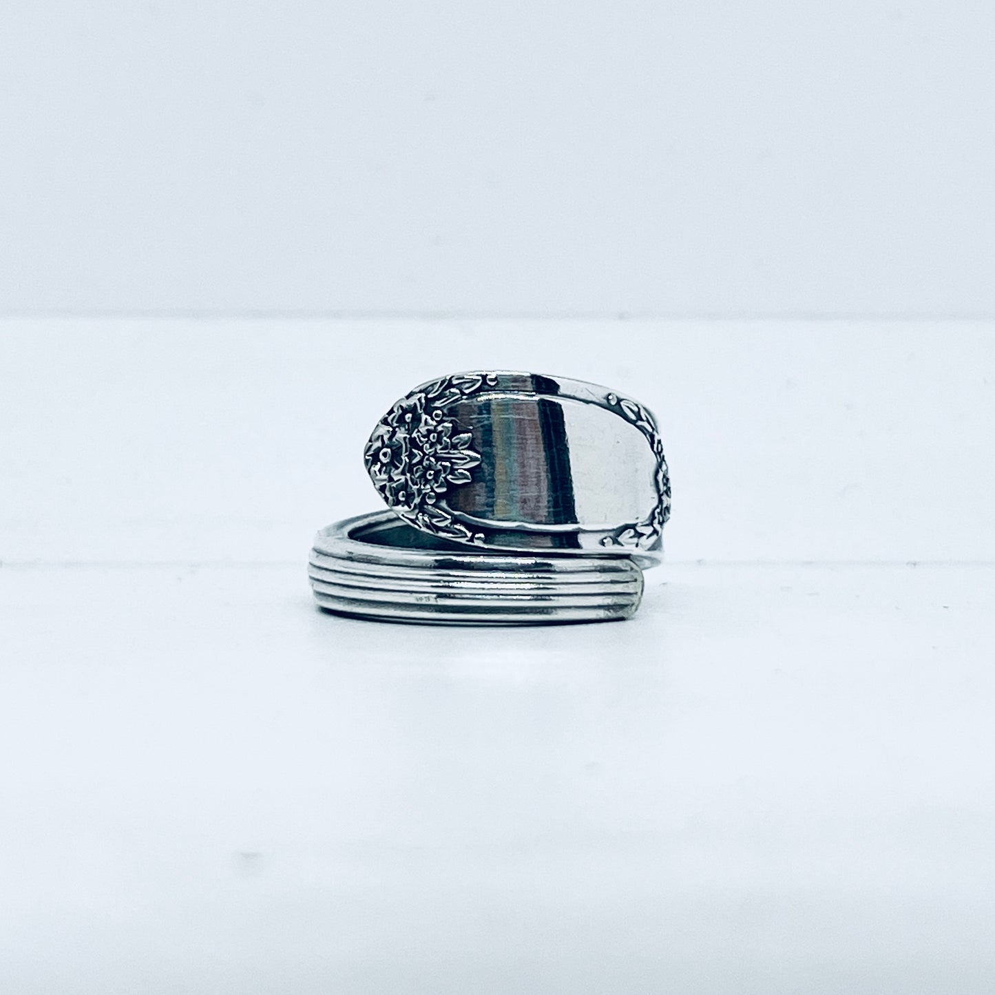 Anello Artigianale Mod. SPIRALE Realizzato con Antica posata in Argento (Prima Metà del ’900)