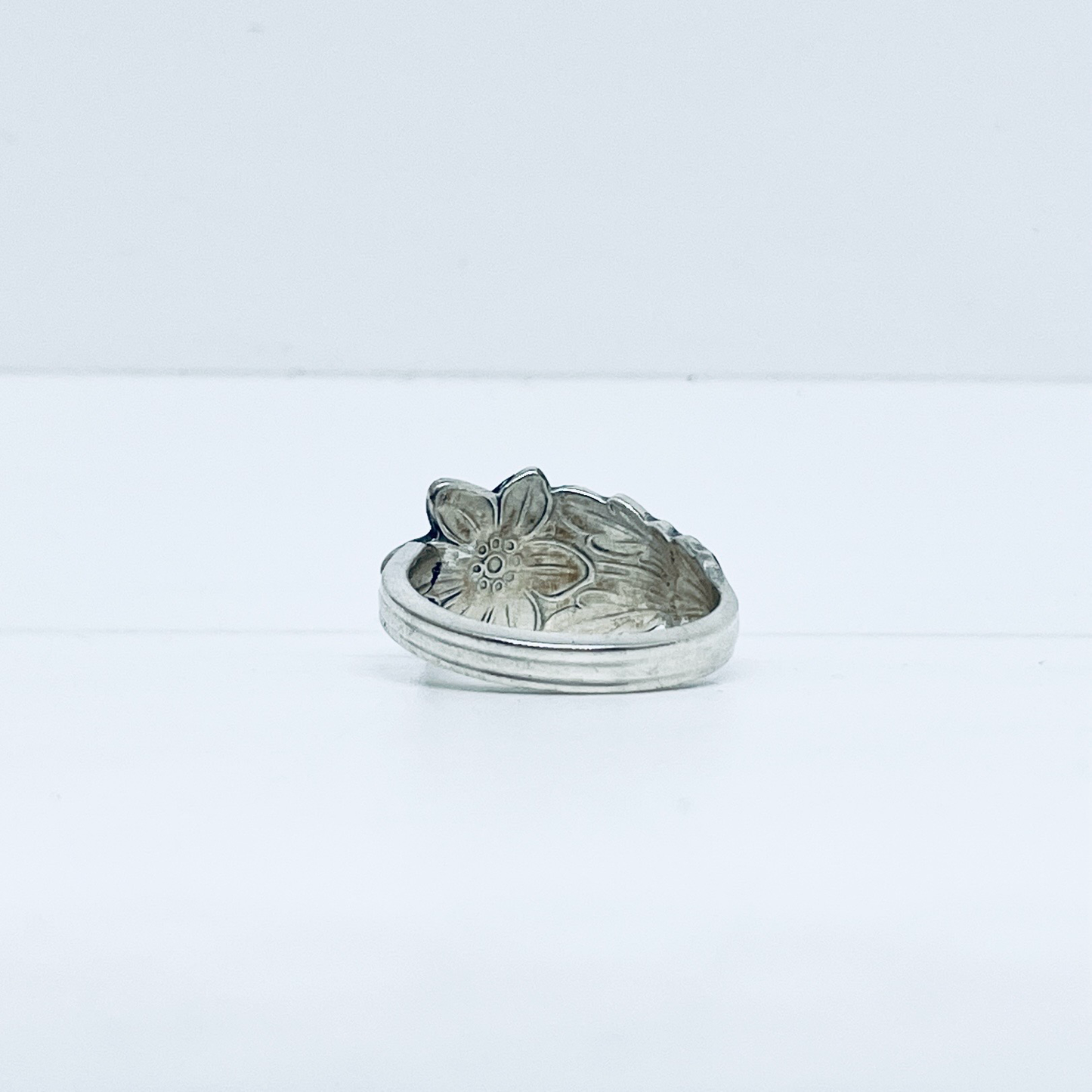 Anello Artigianale STELLA ALPINA Mod. CLASSICO Realizzato con Antica posata in Argento (Prima Metà del ’900)